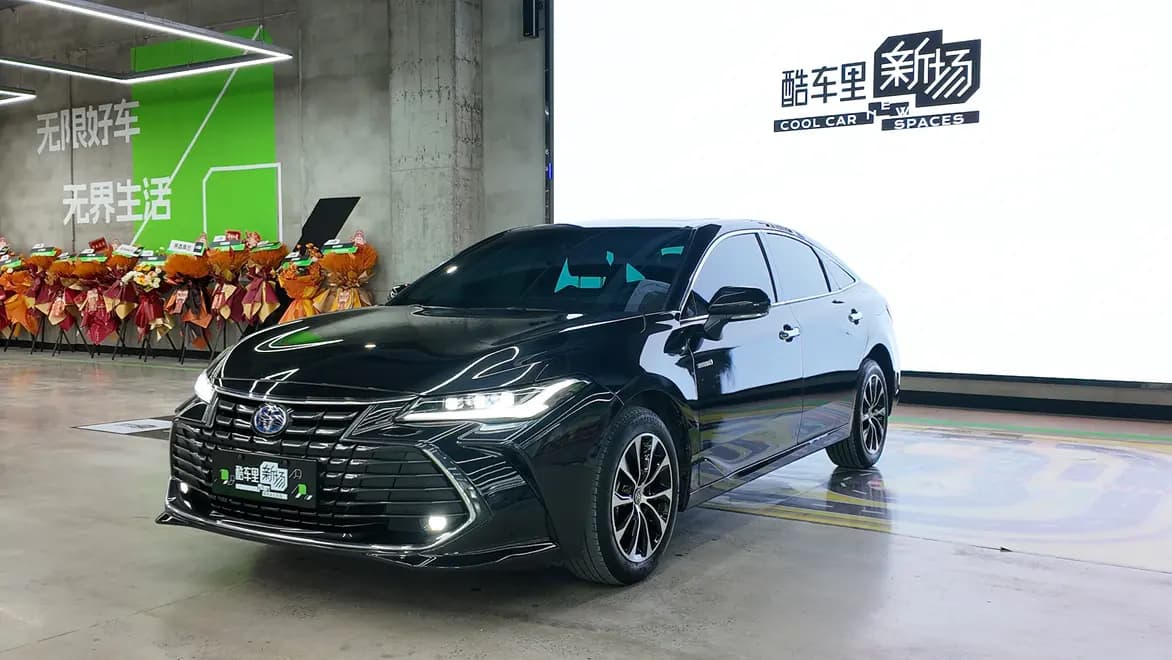 Toyota Avalon 2023 г. 67008 км.