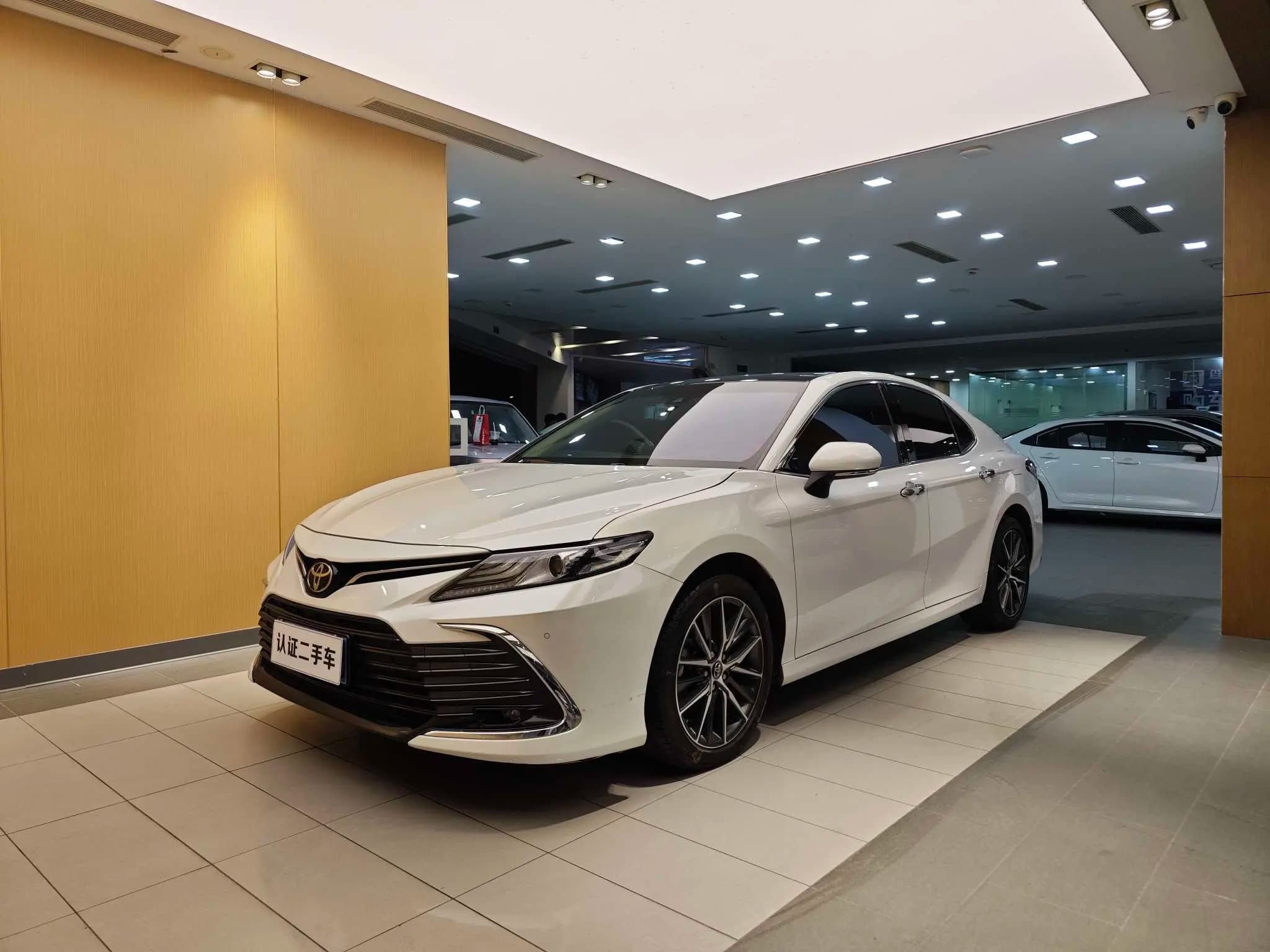 Toyota Camry 2023 г. 22409 км.