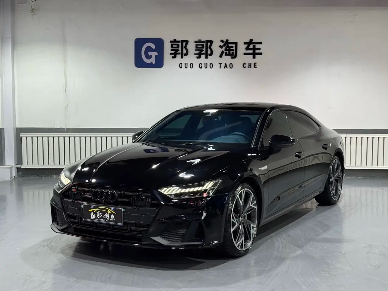 Audi A7L 2023 г. 39087 км.