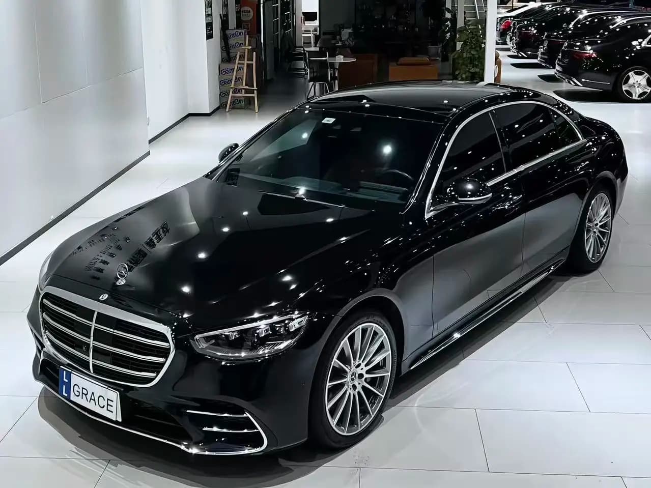 Mercedes-Benz Mercedes Benz S Class 2023 г. 36070 км.
