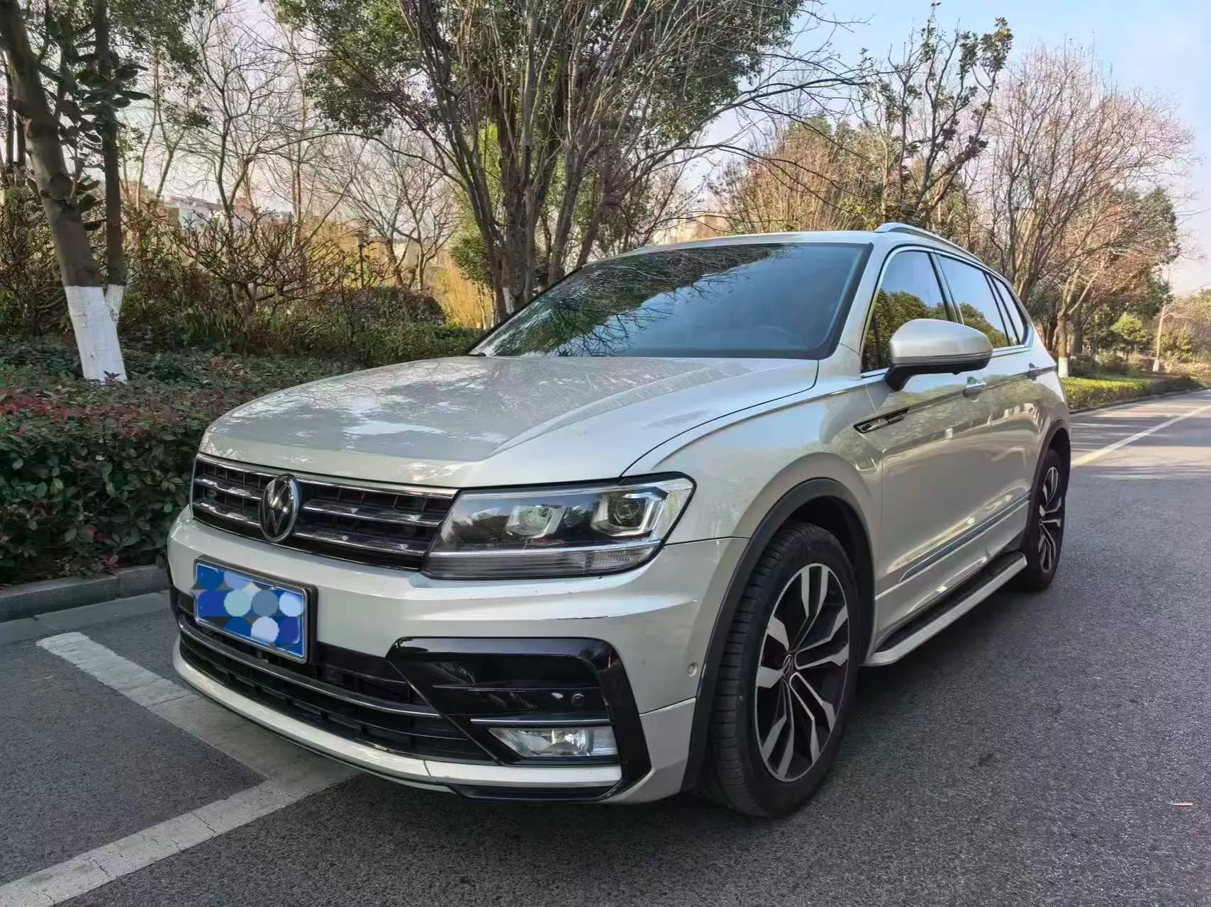 Volkswagen Tiguan L 2021 г. 123010 км.