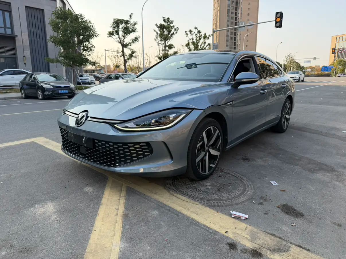 Volkswagen Lamando 2023 г. 16013 км.