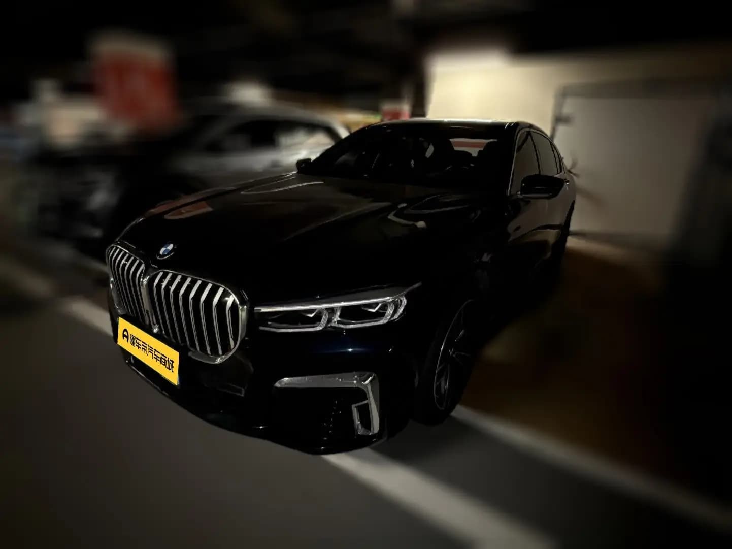 BMW 7 Series 2021 г. 52700 км.