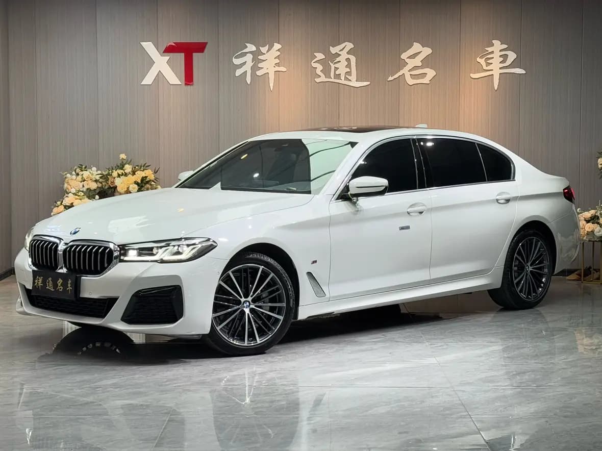 BMW 5 Series 2023 г. 36127 км.