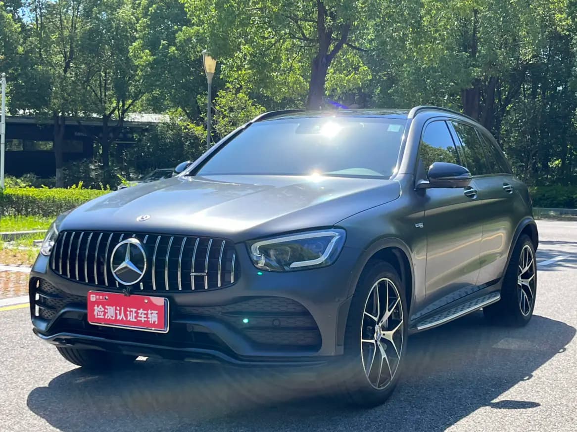 Mercedes-Benz GLC AMG 2023 г. 44084 км.