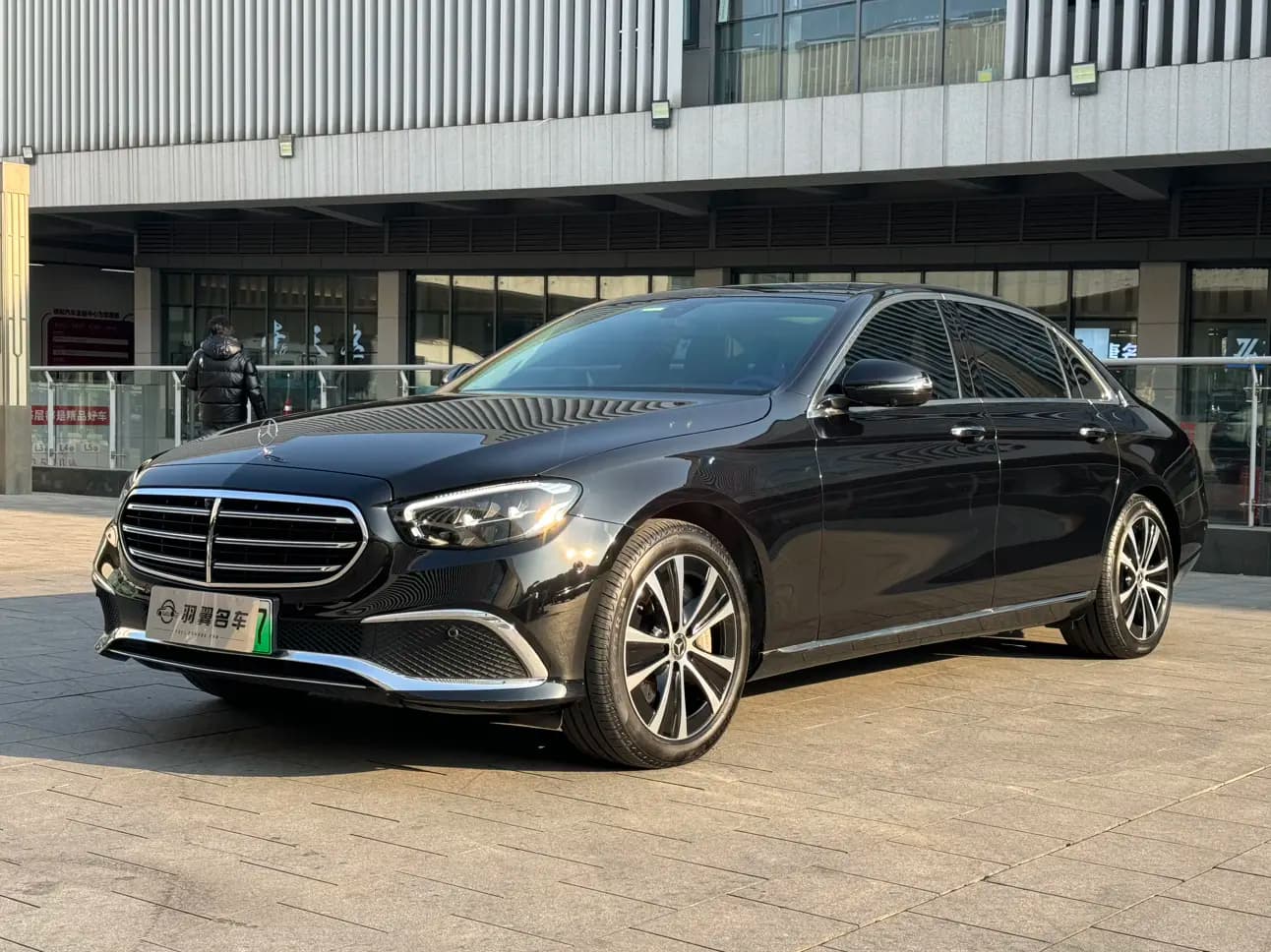 Mercedes-Benz E-Class PHEV 2023 г. 57136 км.