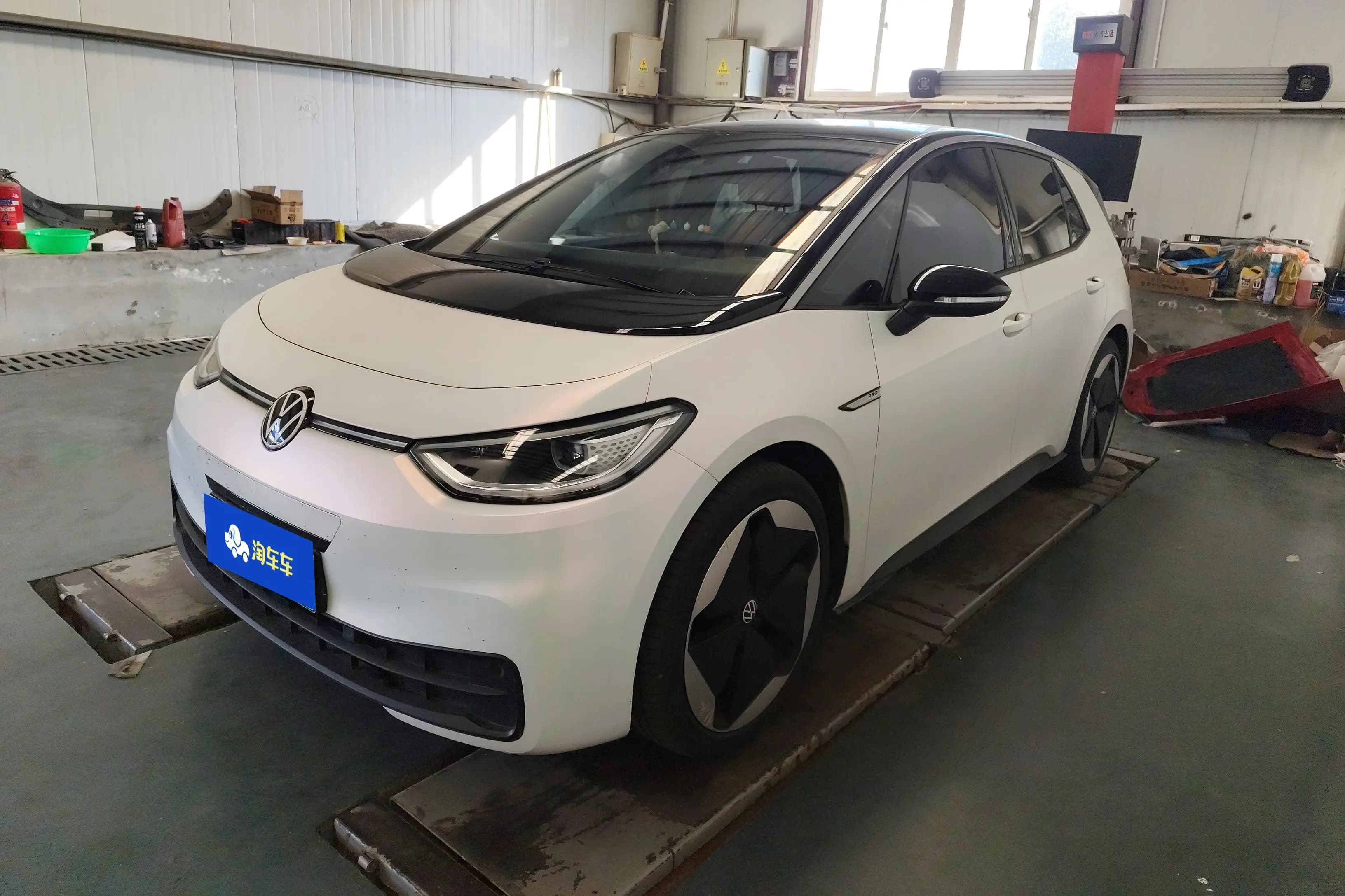 Volkswagen ID.3 2022 г. 24593 км.