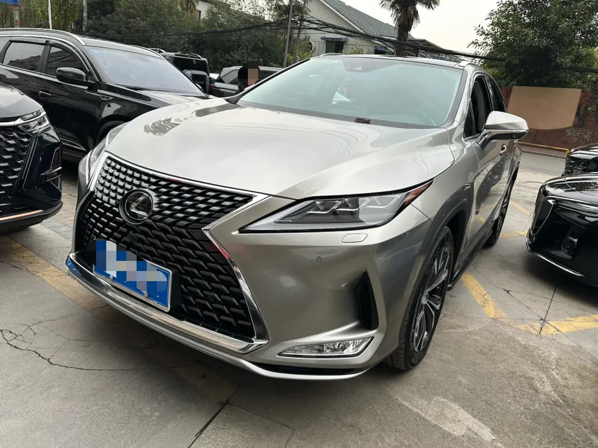 Lexus RX 2021 г. 77041 км.