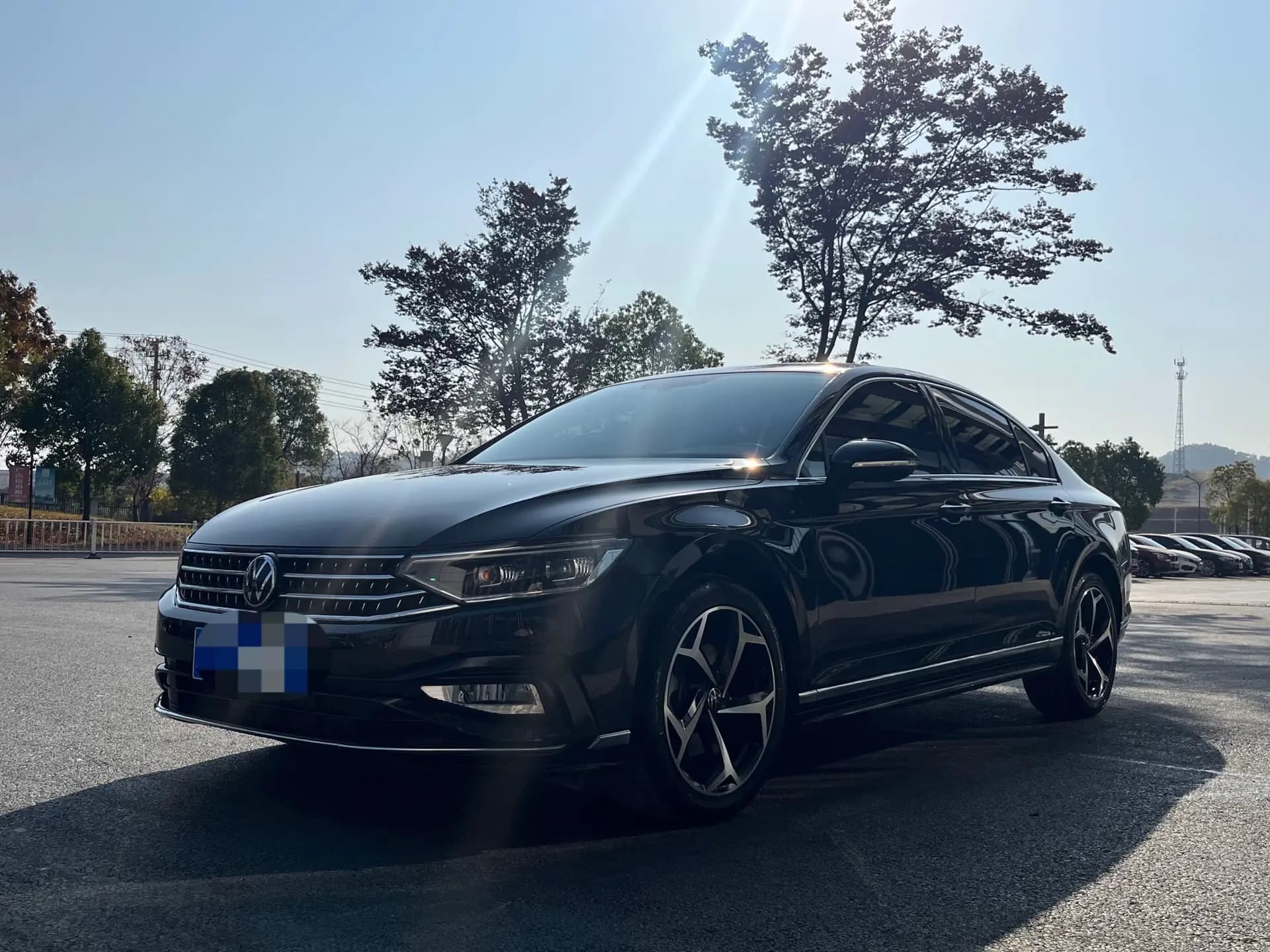 Volkswagen Magotan 2024 г. 14000 км.
