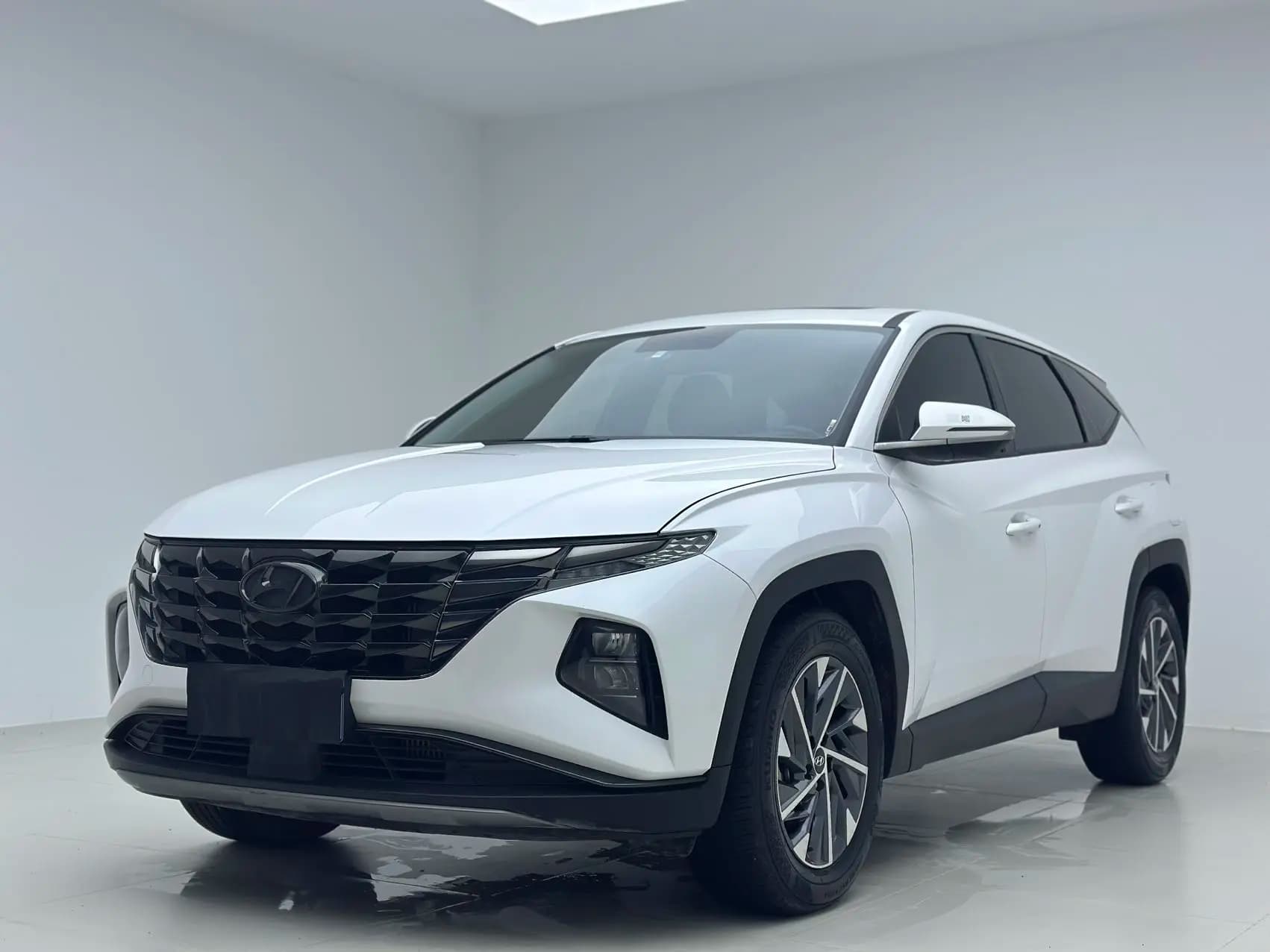 Hyundai Tucson L 2022 г. 7039 км.