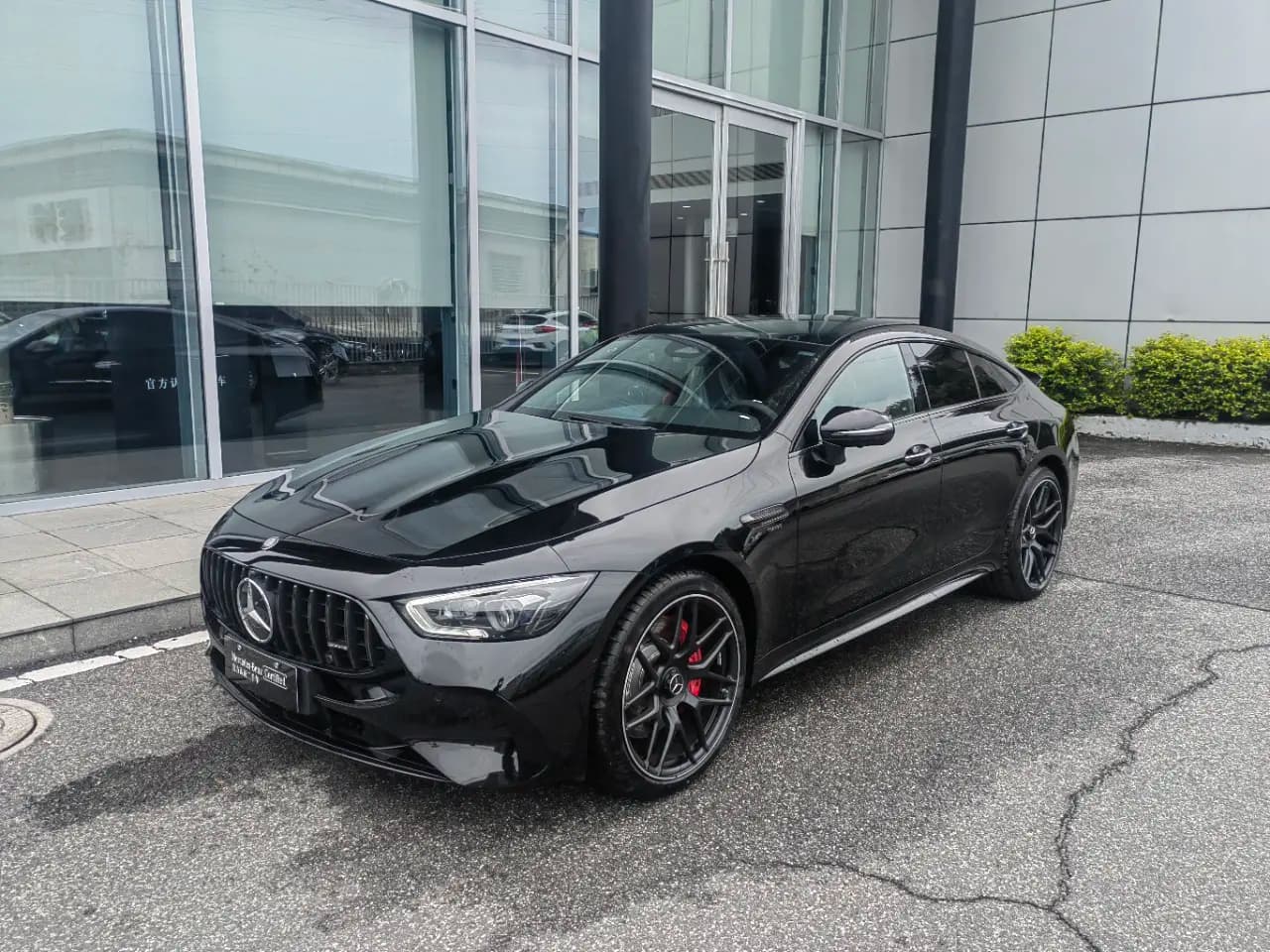 Mercedes-Benz AMG GT 2025 г. 2086 км.