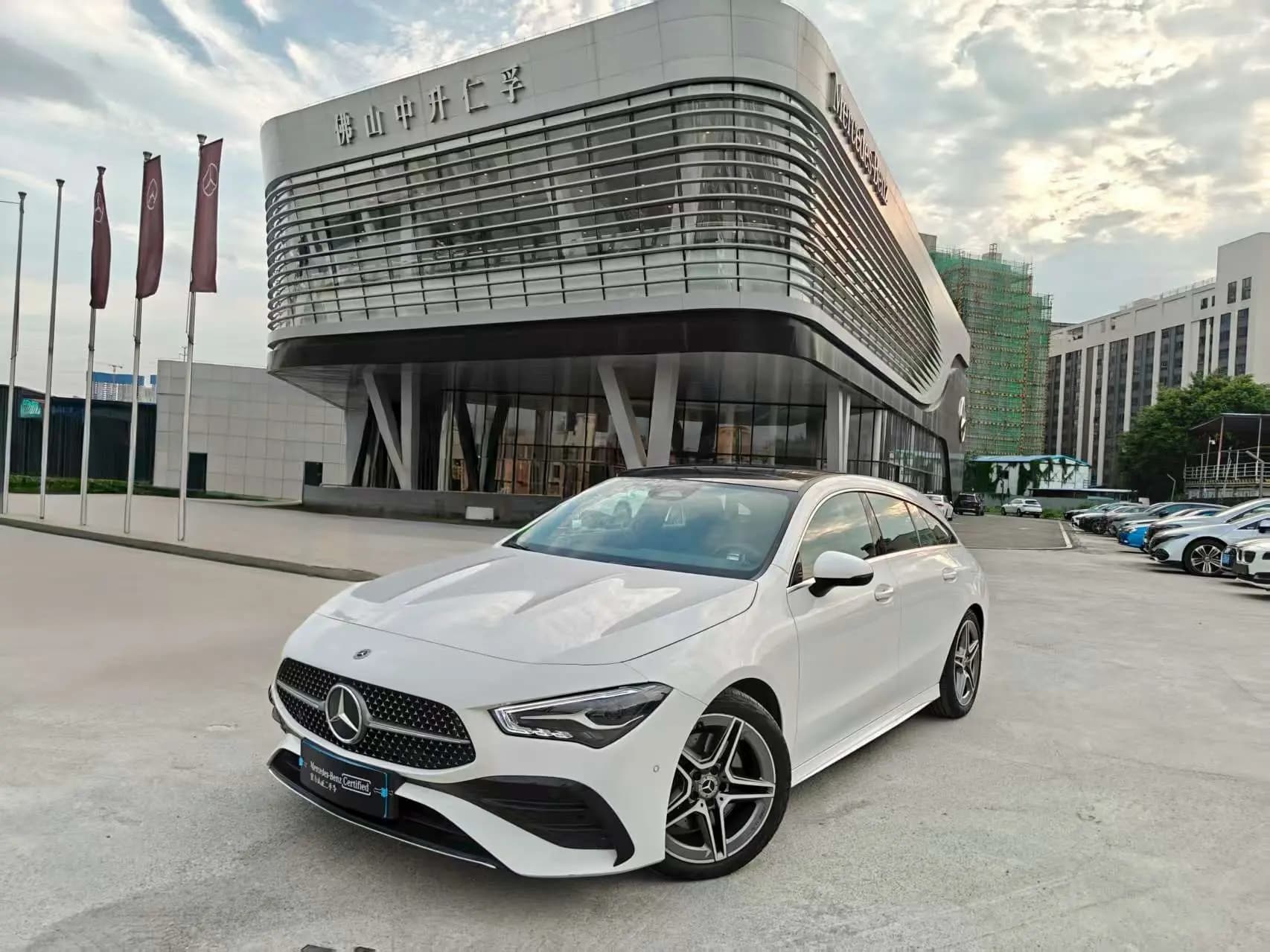 Mercedes-Benz Mercedes CLA 2023 г. 27137 км.