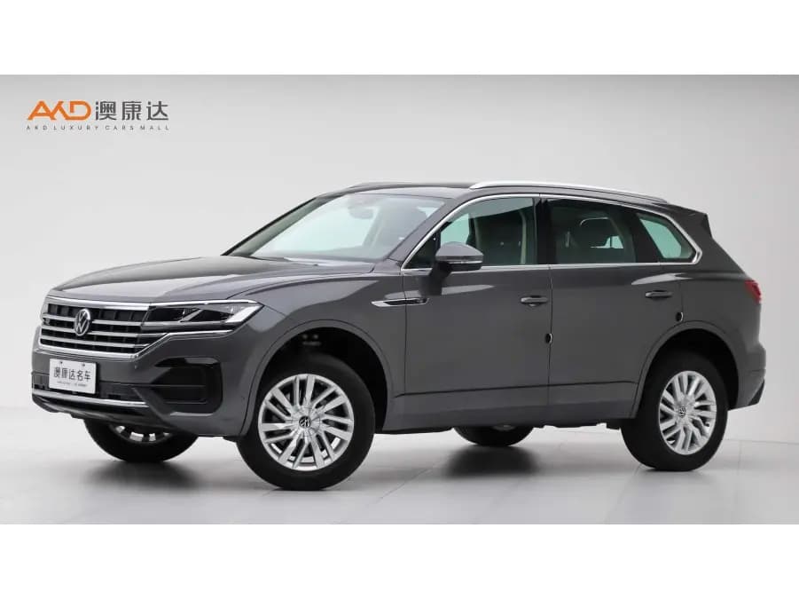 Volkswagen Touareg 2022 г. 17692 км.
