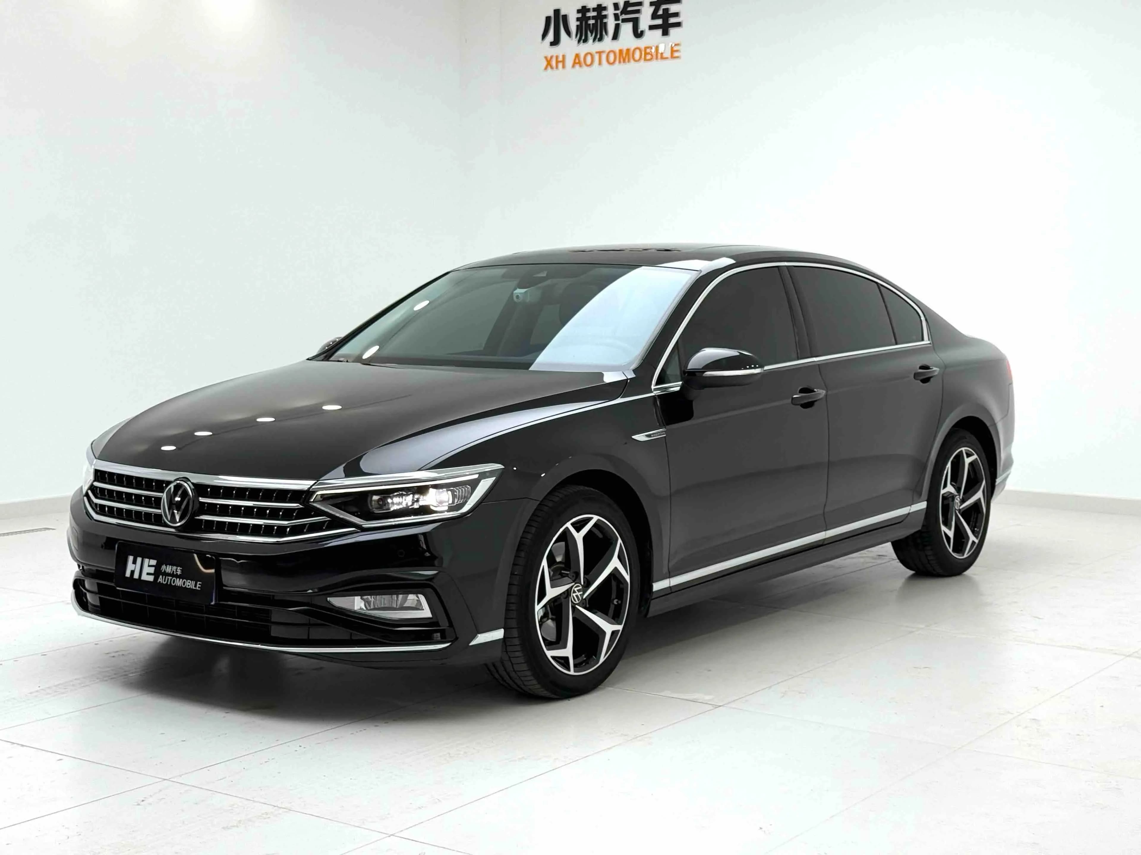 Volkswagen Magotan 2023 г. 42000 км.