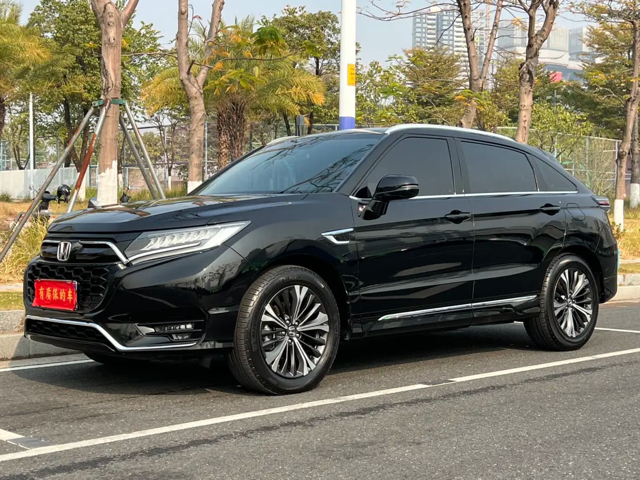 Honda UR-V 2023 г. 47027 км.