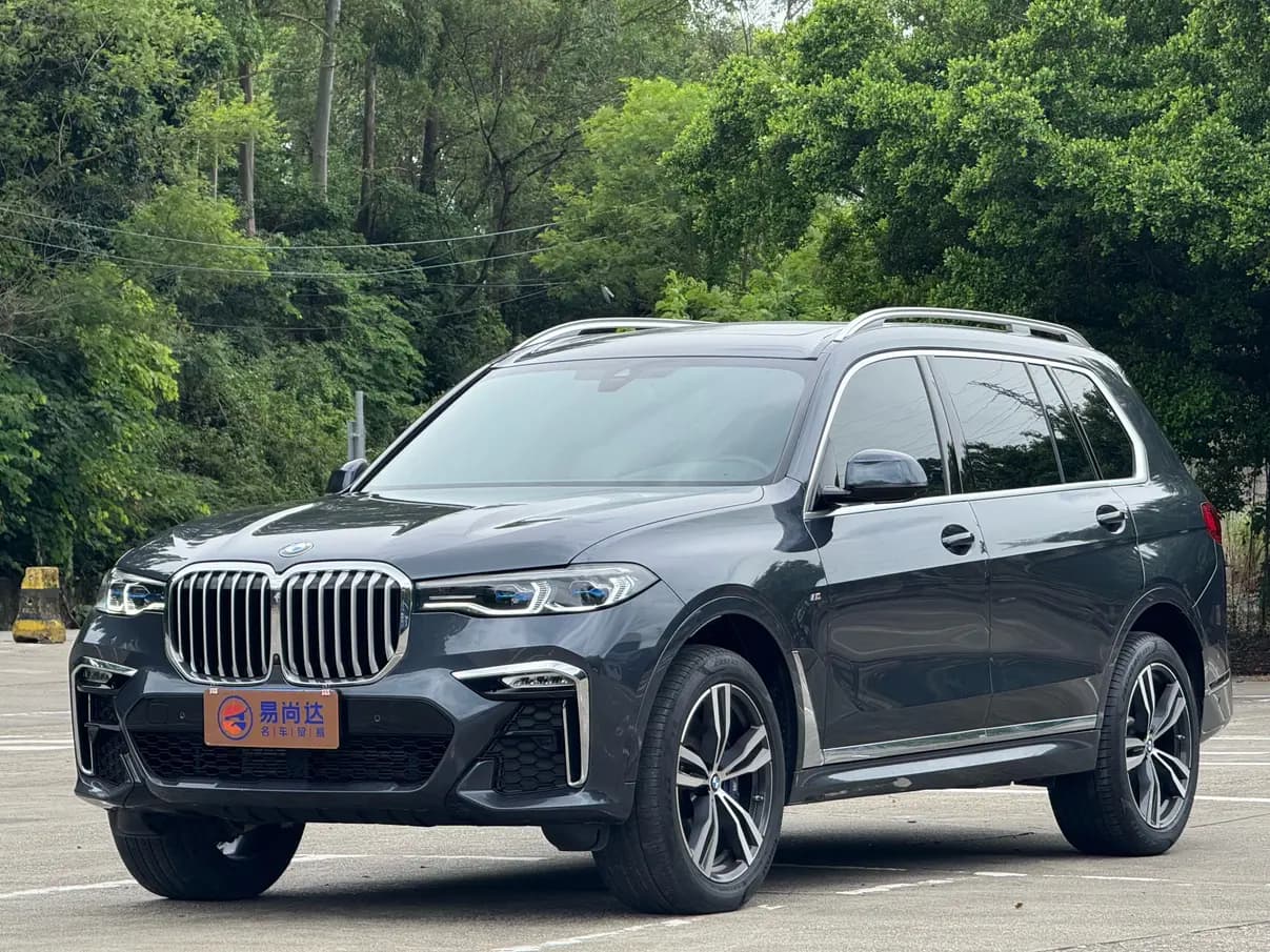 BMW X7 2022 г. 60122 км.