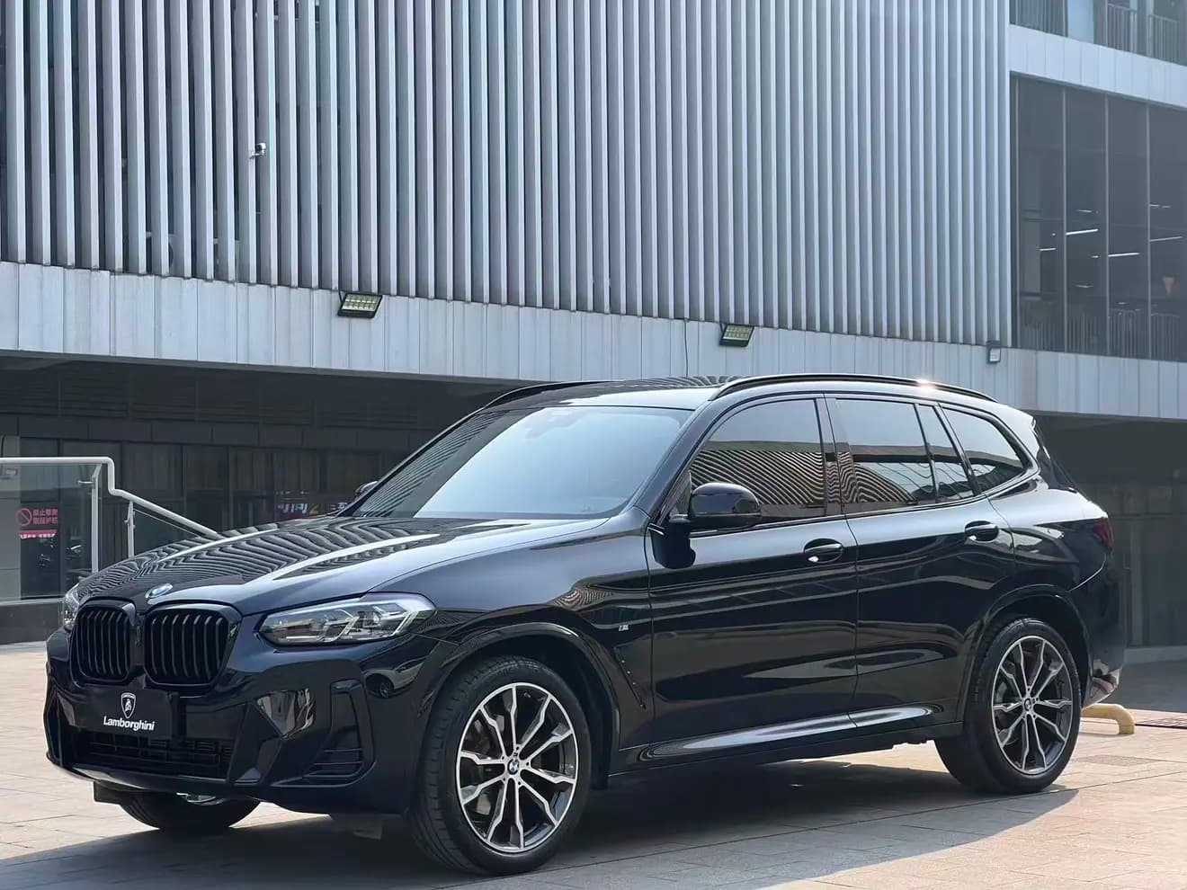 BMW X3 2023 г. 28004 км.