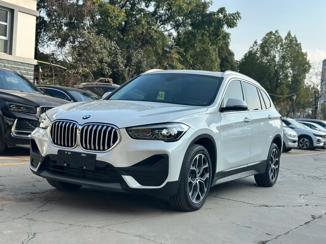BMW X1 2023 г. 30019 км.