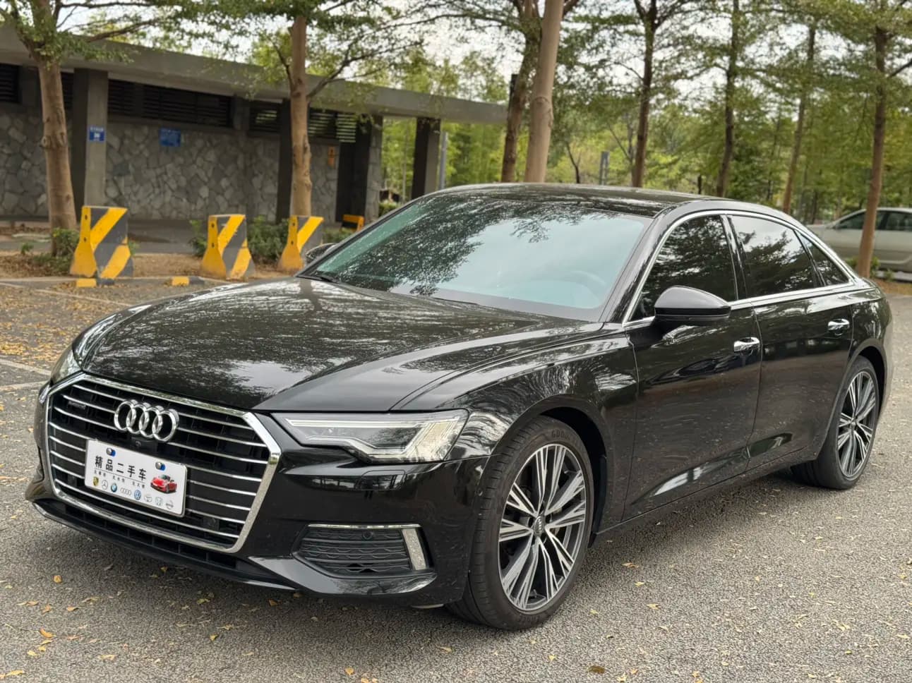 Audi A6L 2022 г. 93063 км.
