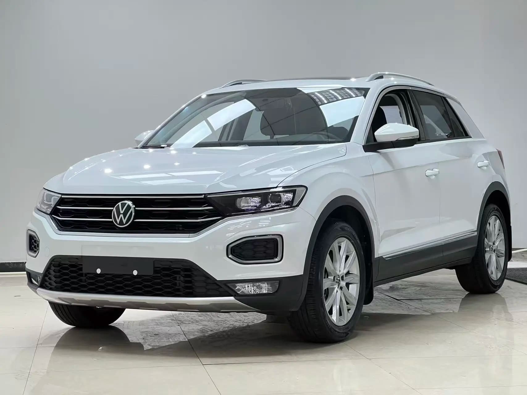 Volkswagen T-Roc 2021 г. 24014 км.
