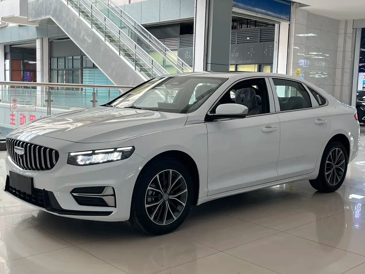 Geely Xingyue L 2.0T DCT (218 л.с.) 2025 г. 302 км