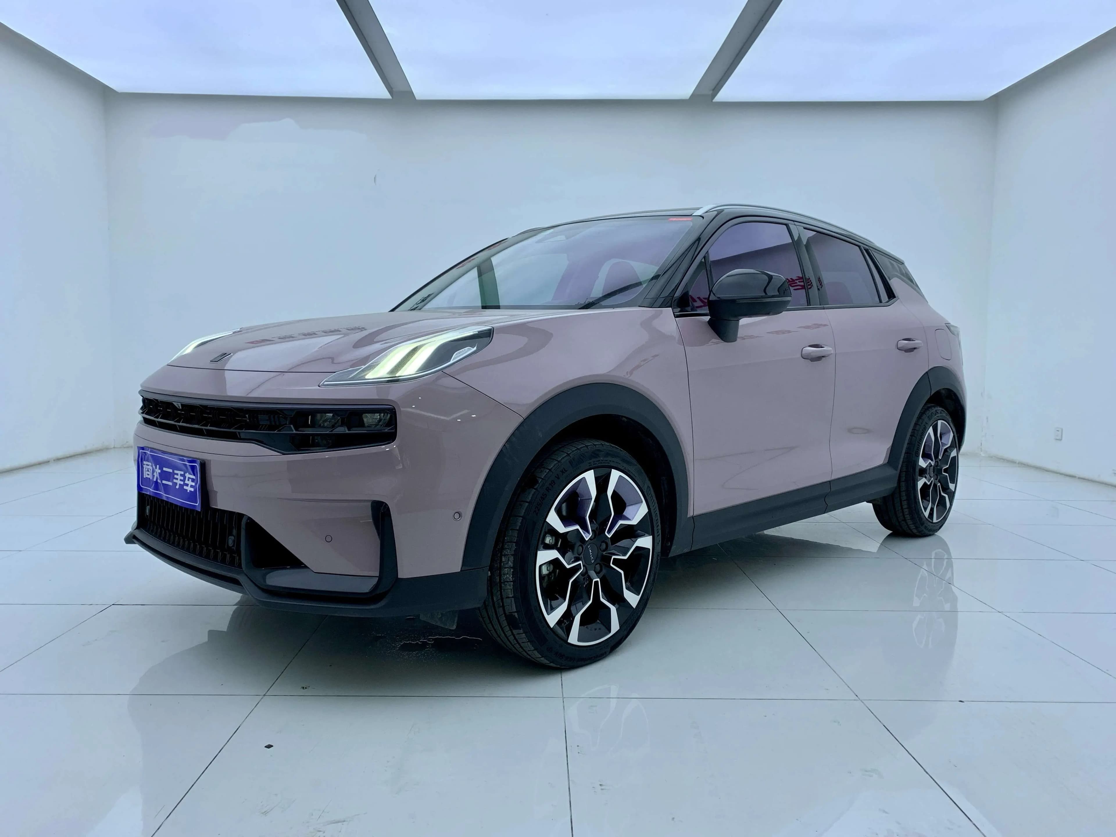 Lynk & Co 06 2024 г. 14941 км.