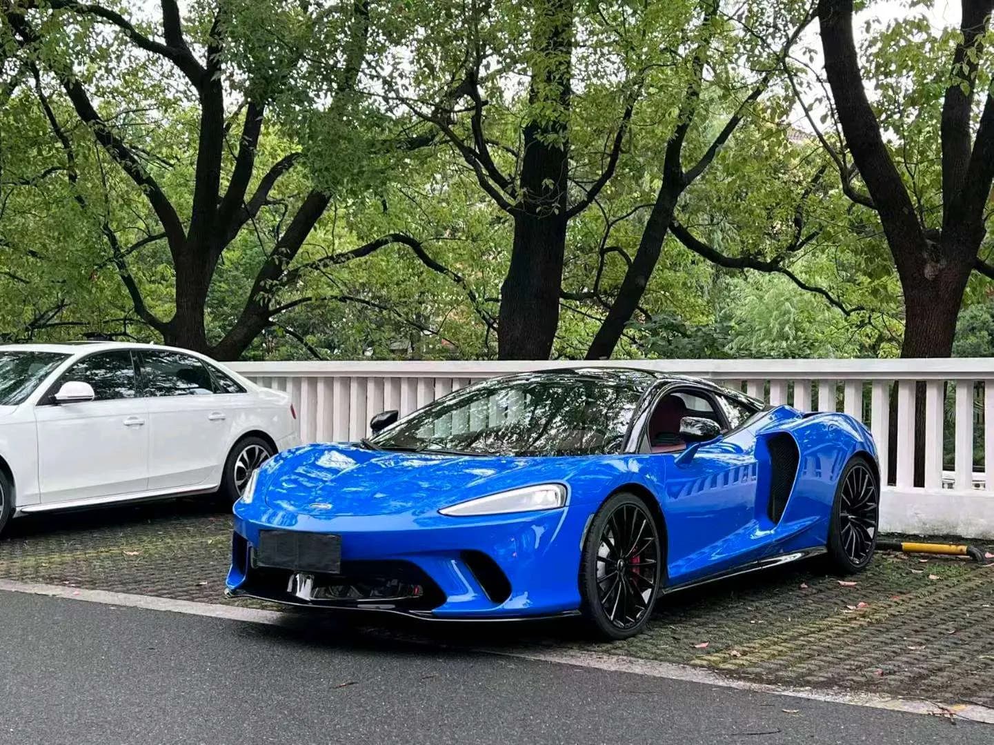 McLaren GT 2021 г. 30112 км.