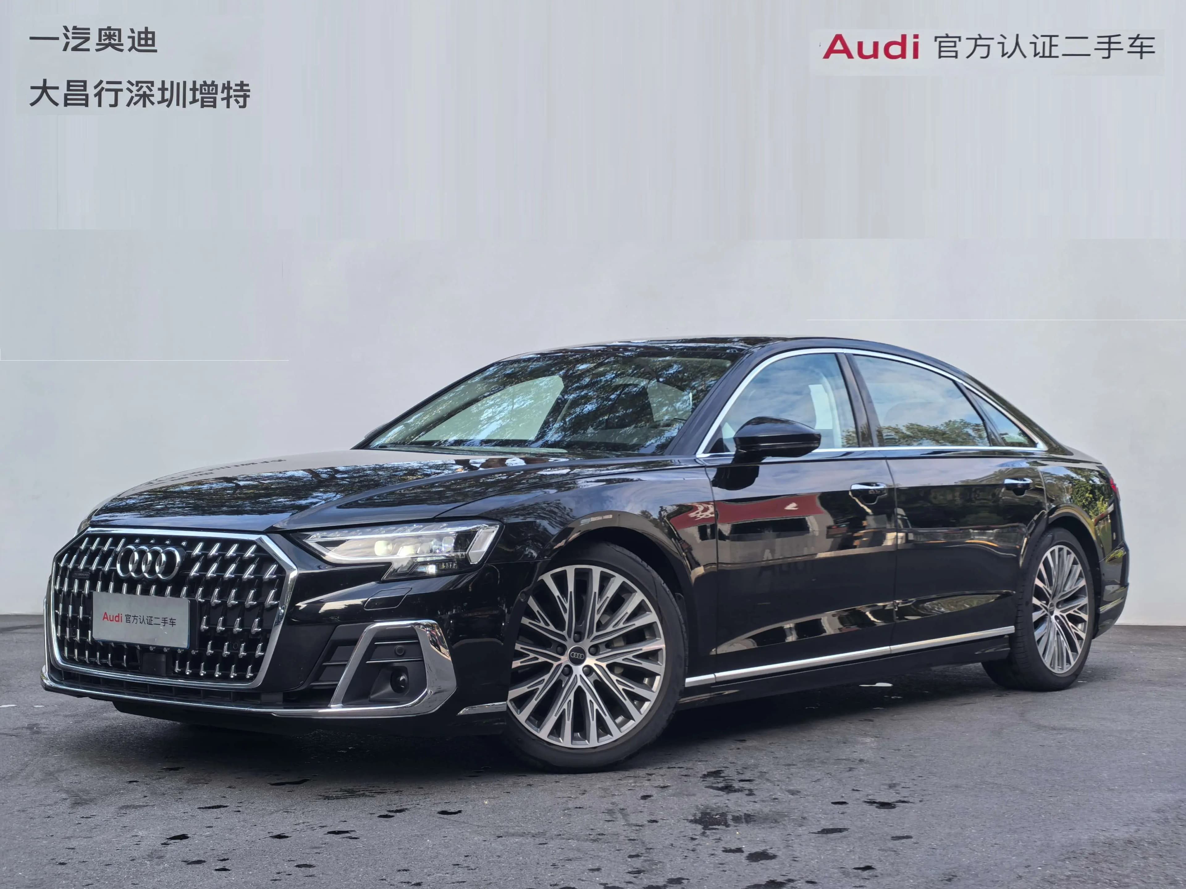 Audi A8 2024 г. 2220 км.