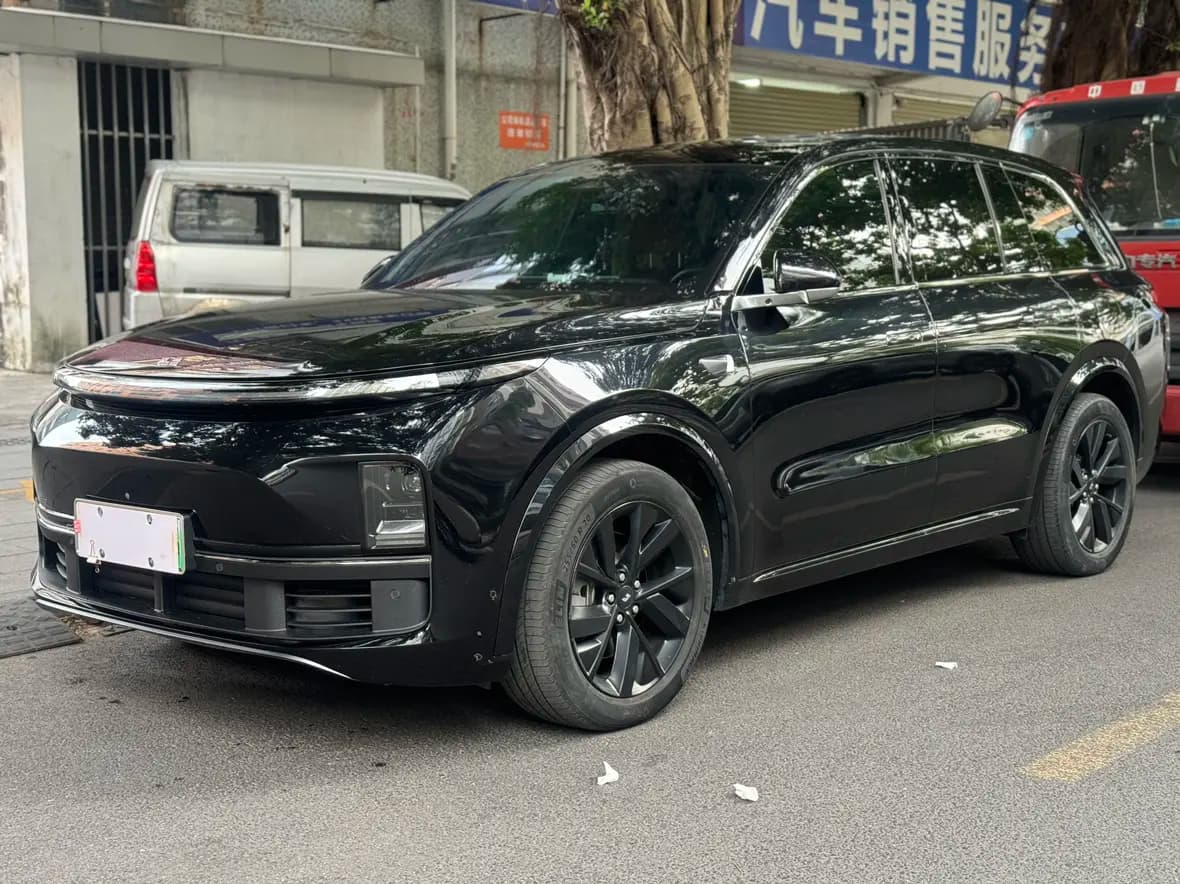 Lixiang L8 2023 г. 55145 км.