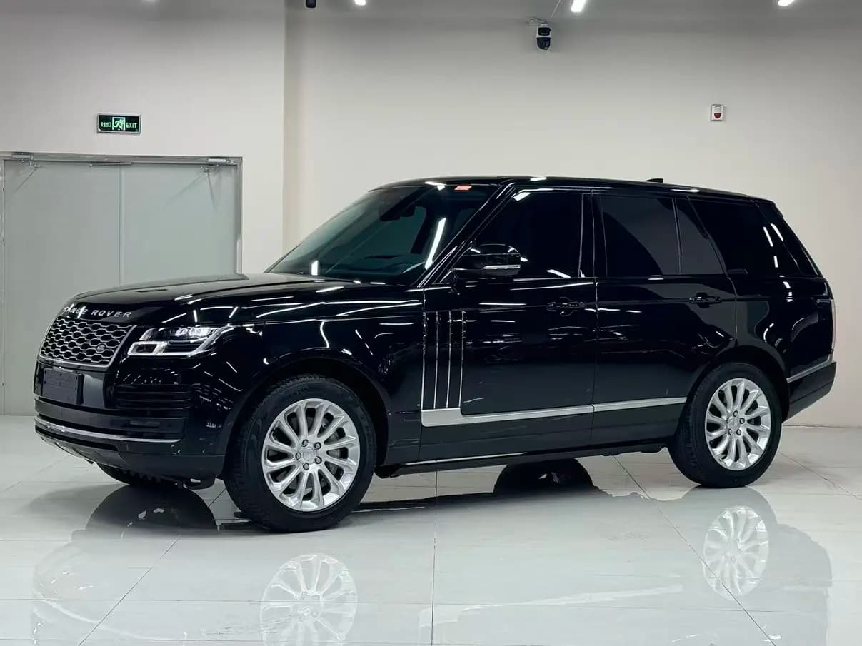 Land Rover Range rover 2021 г. 73014 км.