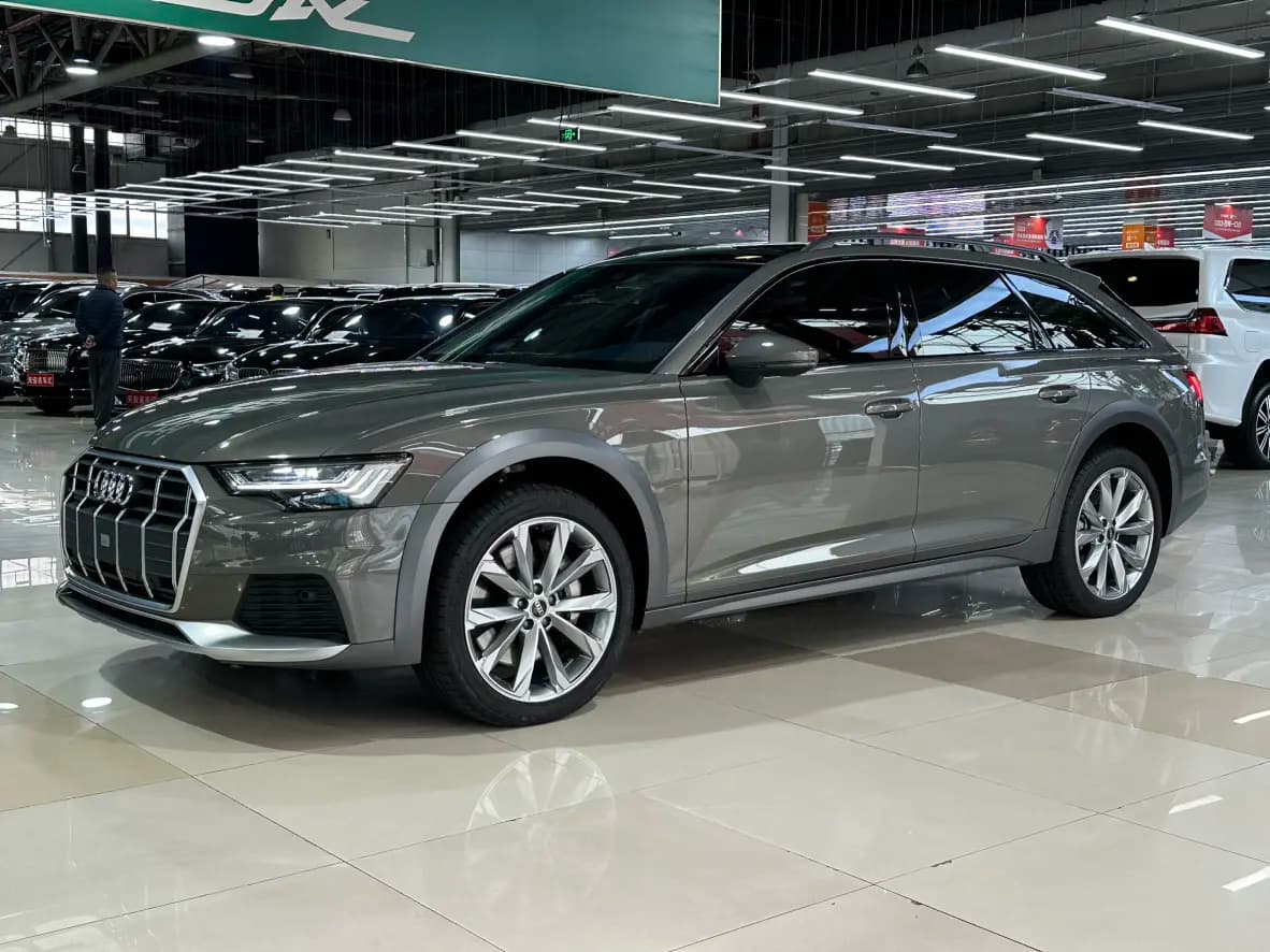 Audi A6 2024 г. 3146 км.