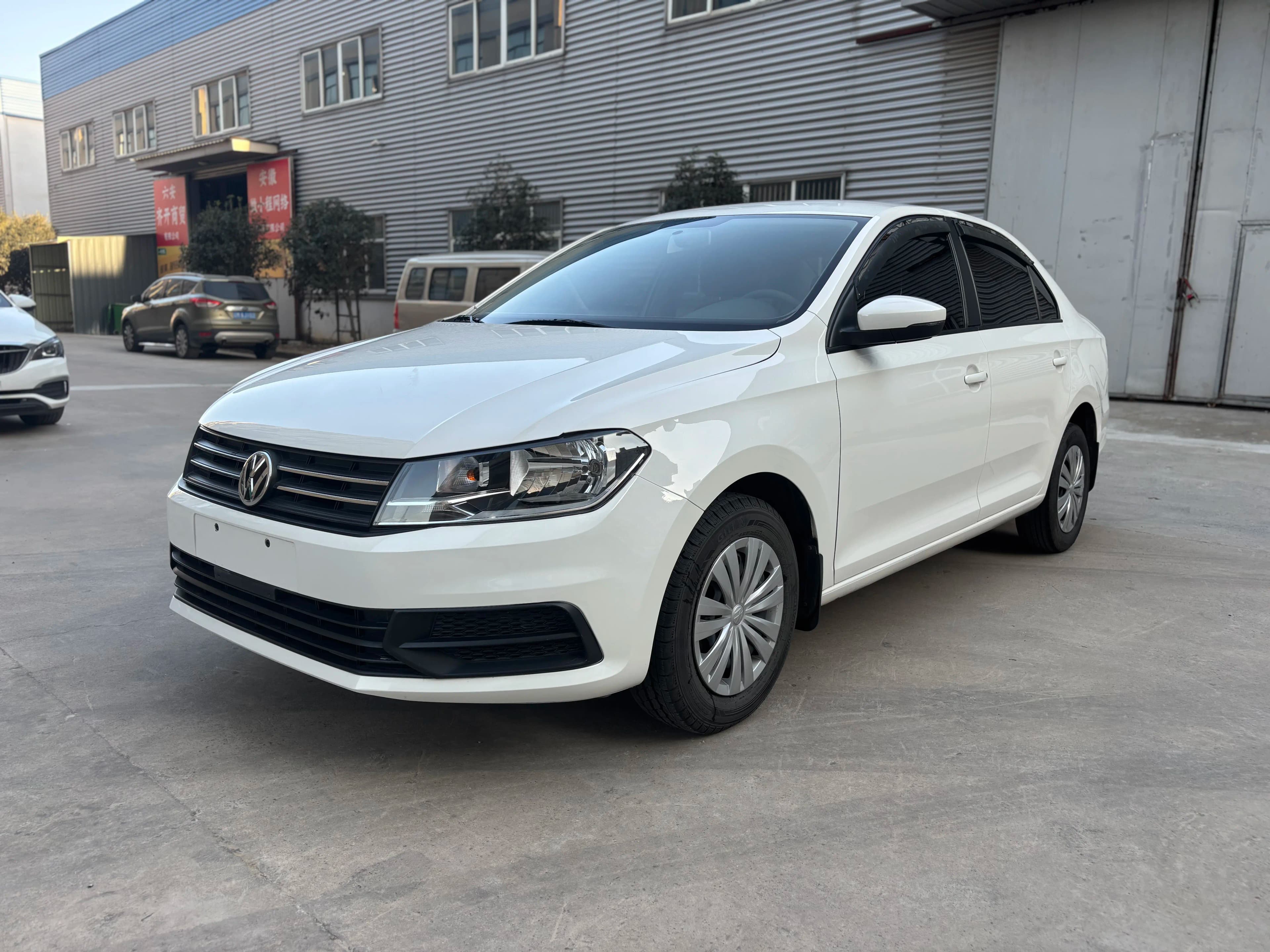 Volkswagen Santana 2022 г. 44096 км.