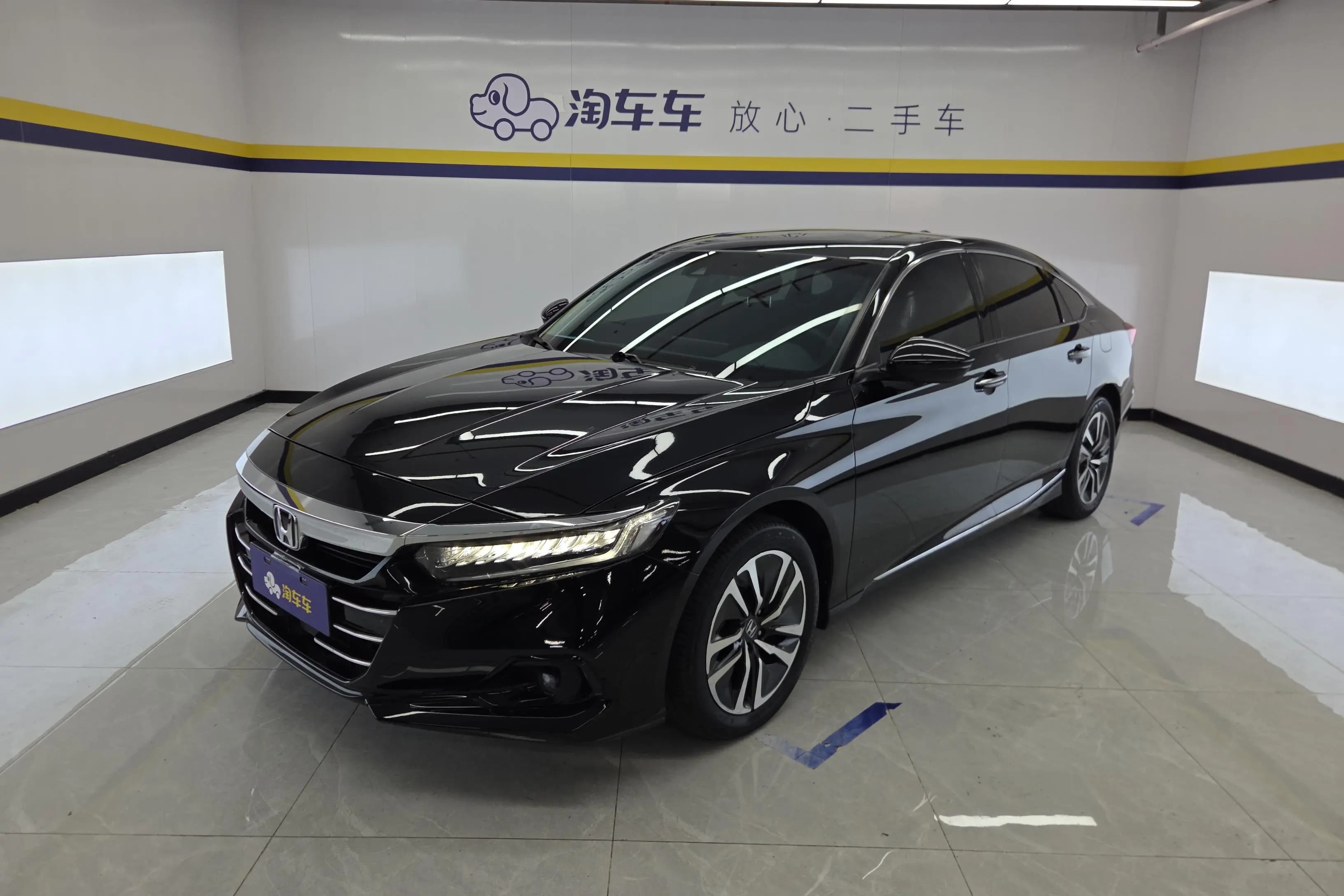 Honda Accord 2023 г. 34815 км.