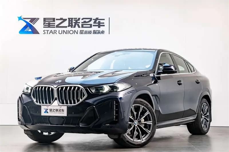 BMW X6 2024 г. 22622 км.