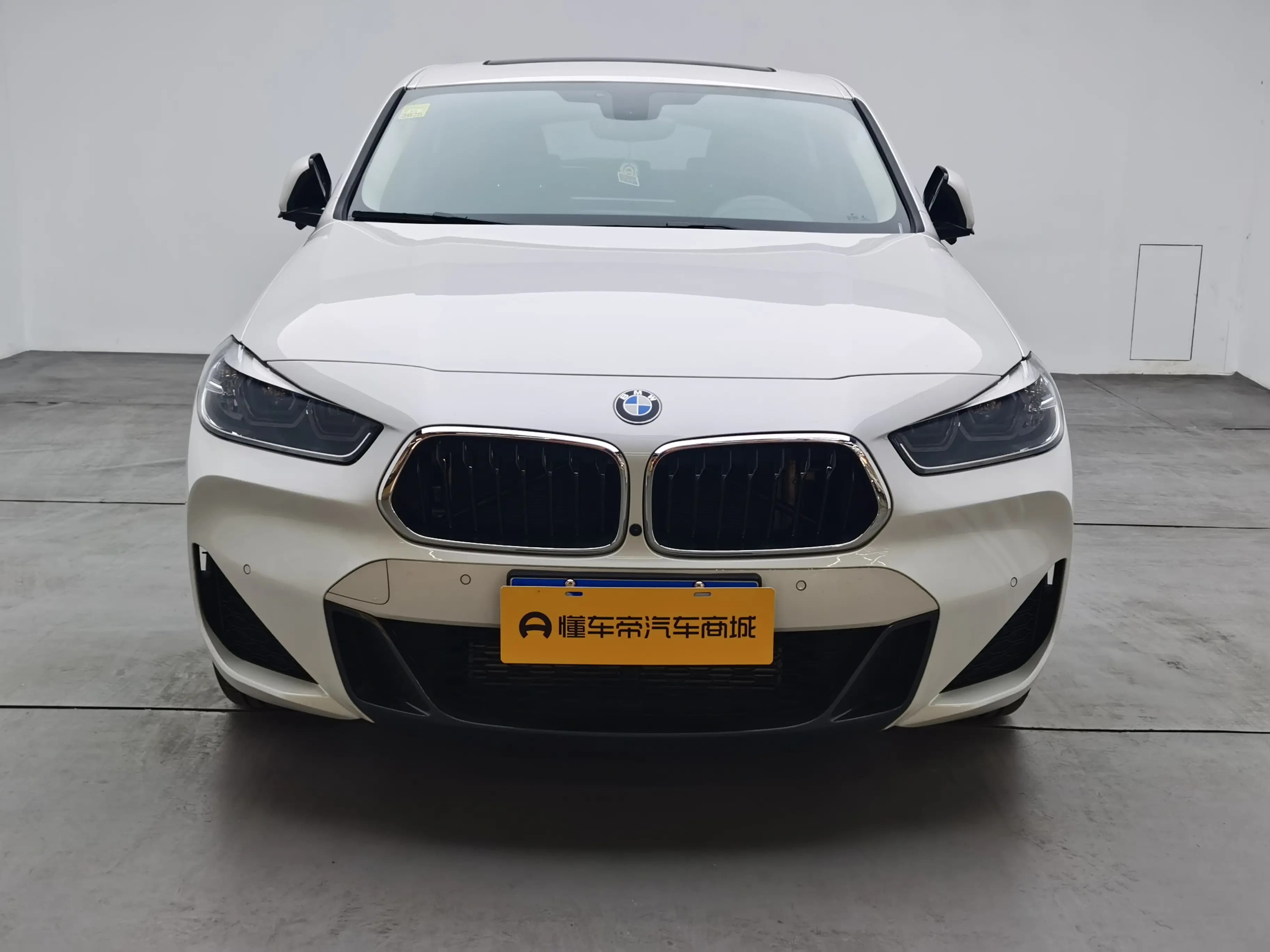 BMW X2 2022 г. 10276 км.