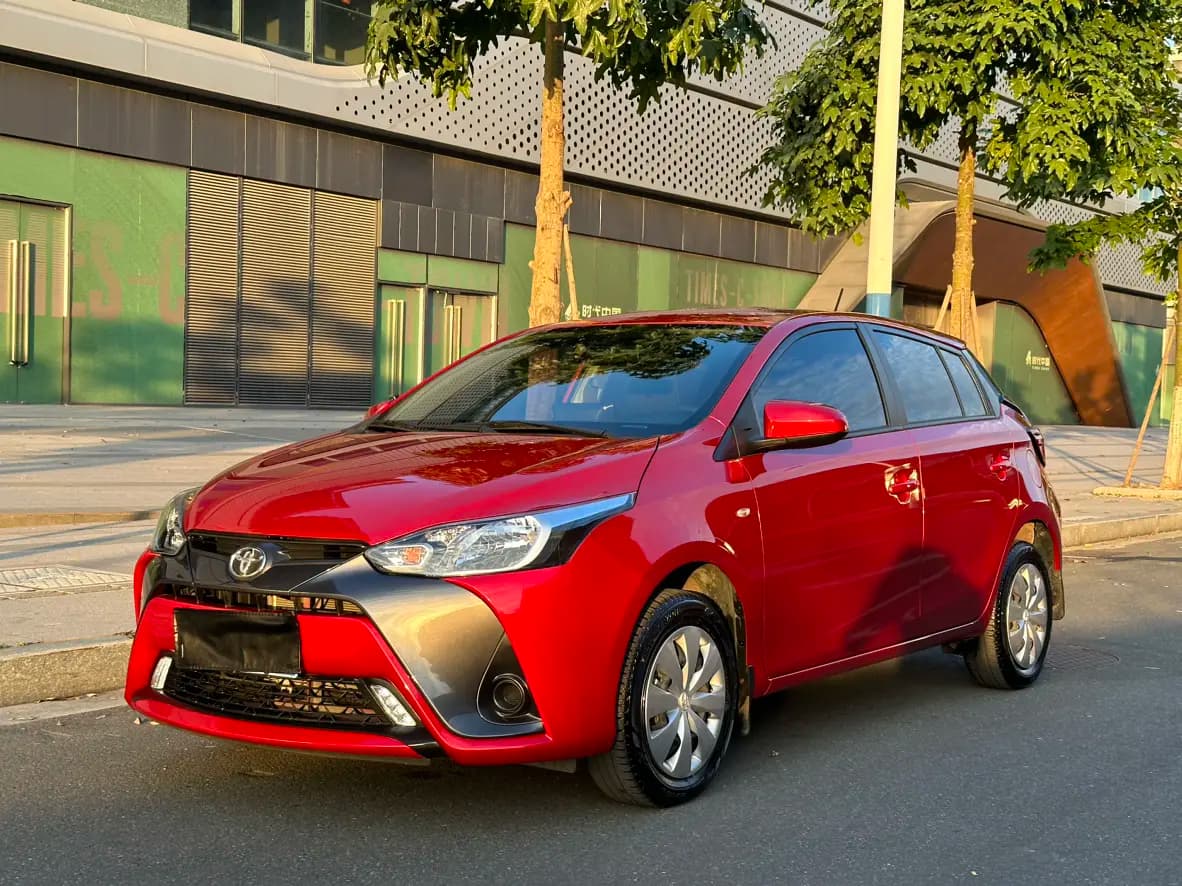 Toyota Yaris L 2022 г. 13128 км.