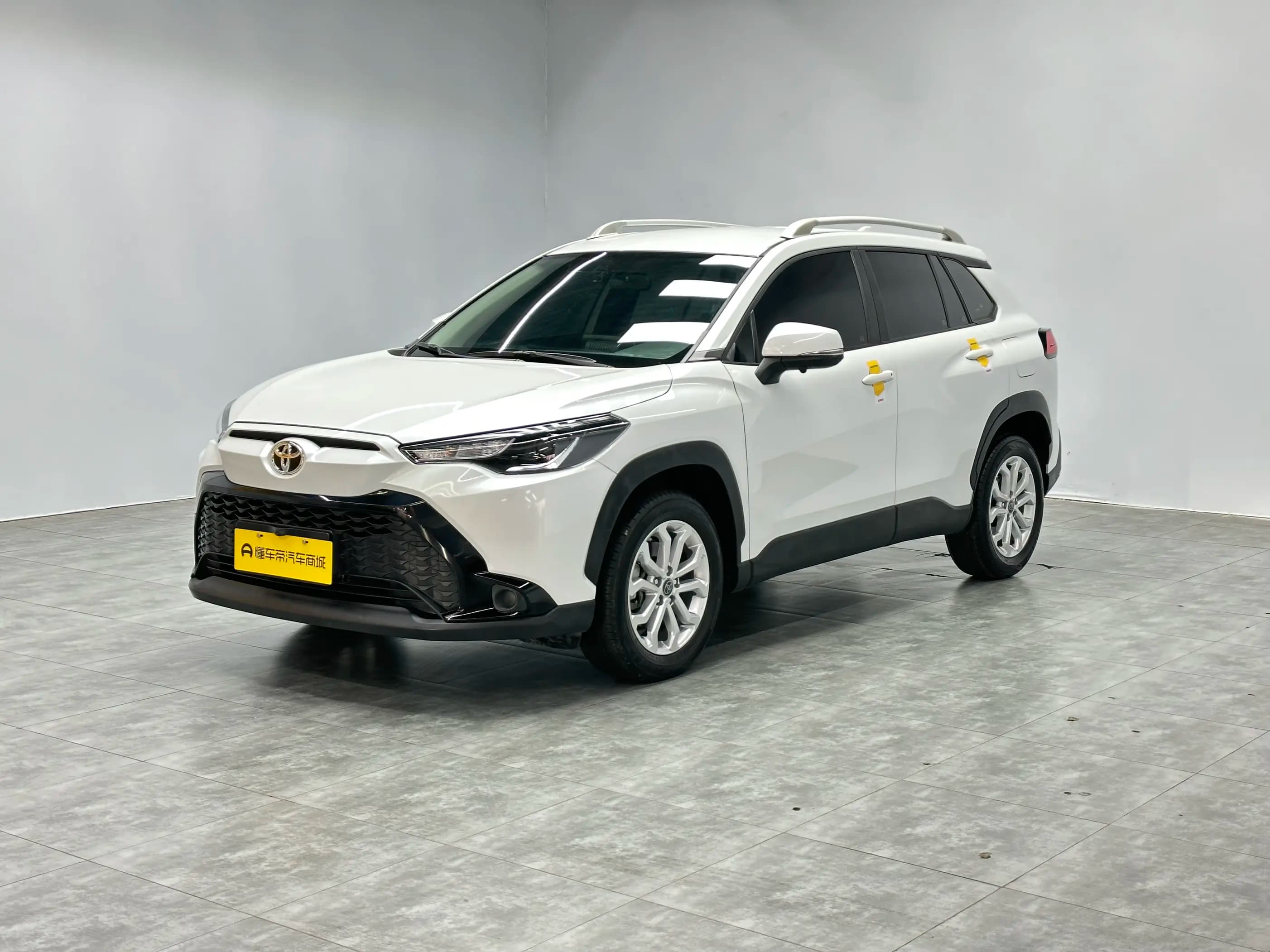 Toyota Frontlander 2024 г. 23900 км.