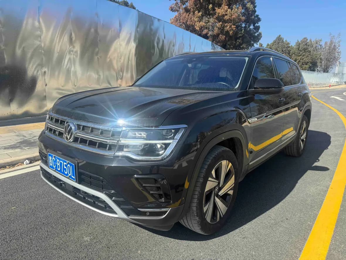 Volkswagen Teramont 2023 г. 88002 км.