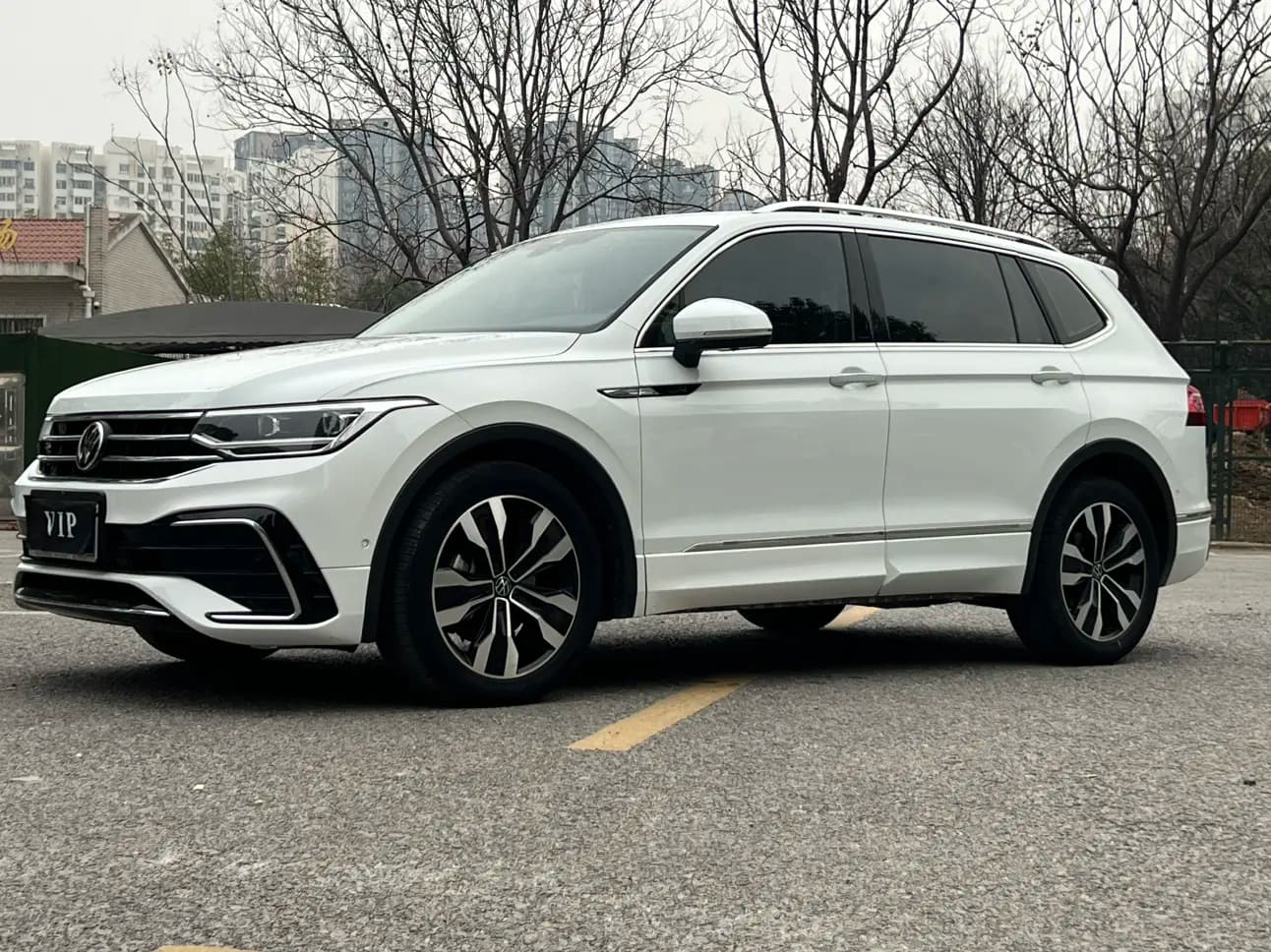 Volkswagen Tiguan L 2023 г. 36123 км.