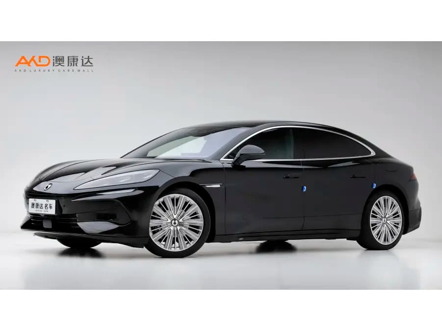 Denza Tengzhong Z9 DM 2025 г. 9794 км.