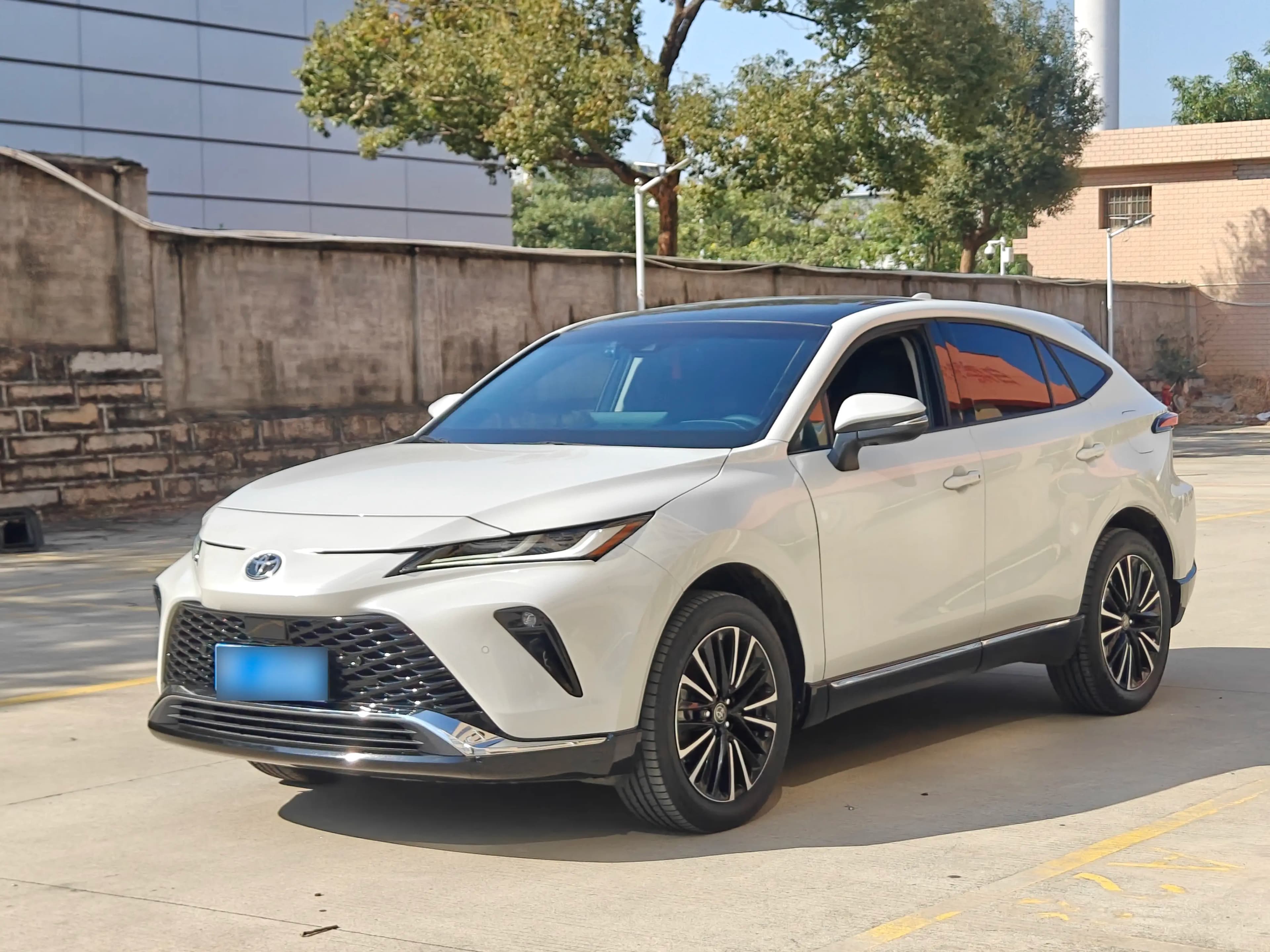 Toyota Venza 2024 г. 26076 км.