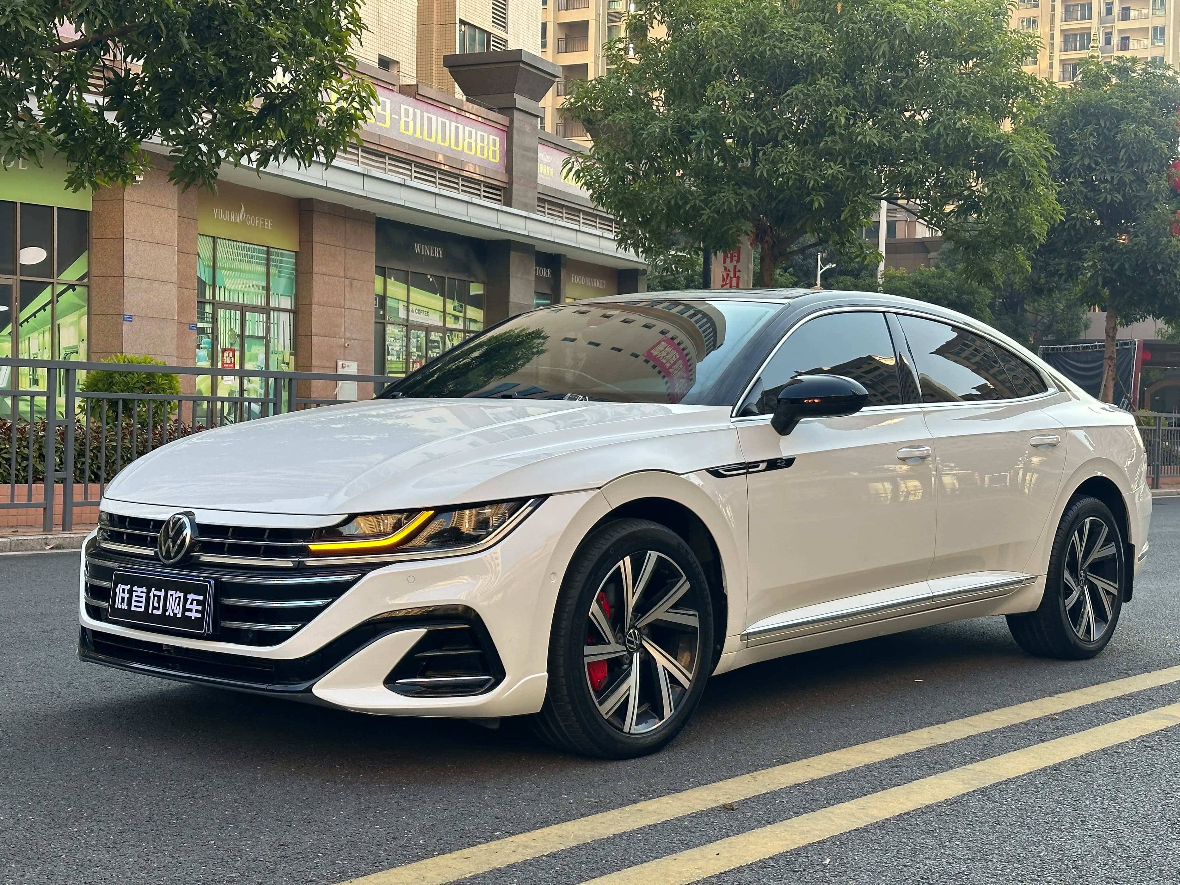 Volkswagen Arteon 2021 г. 70113 км.
