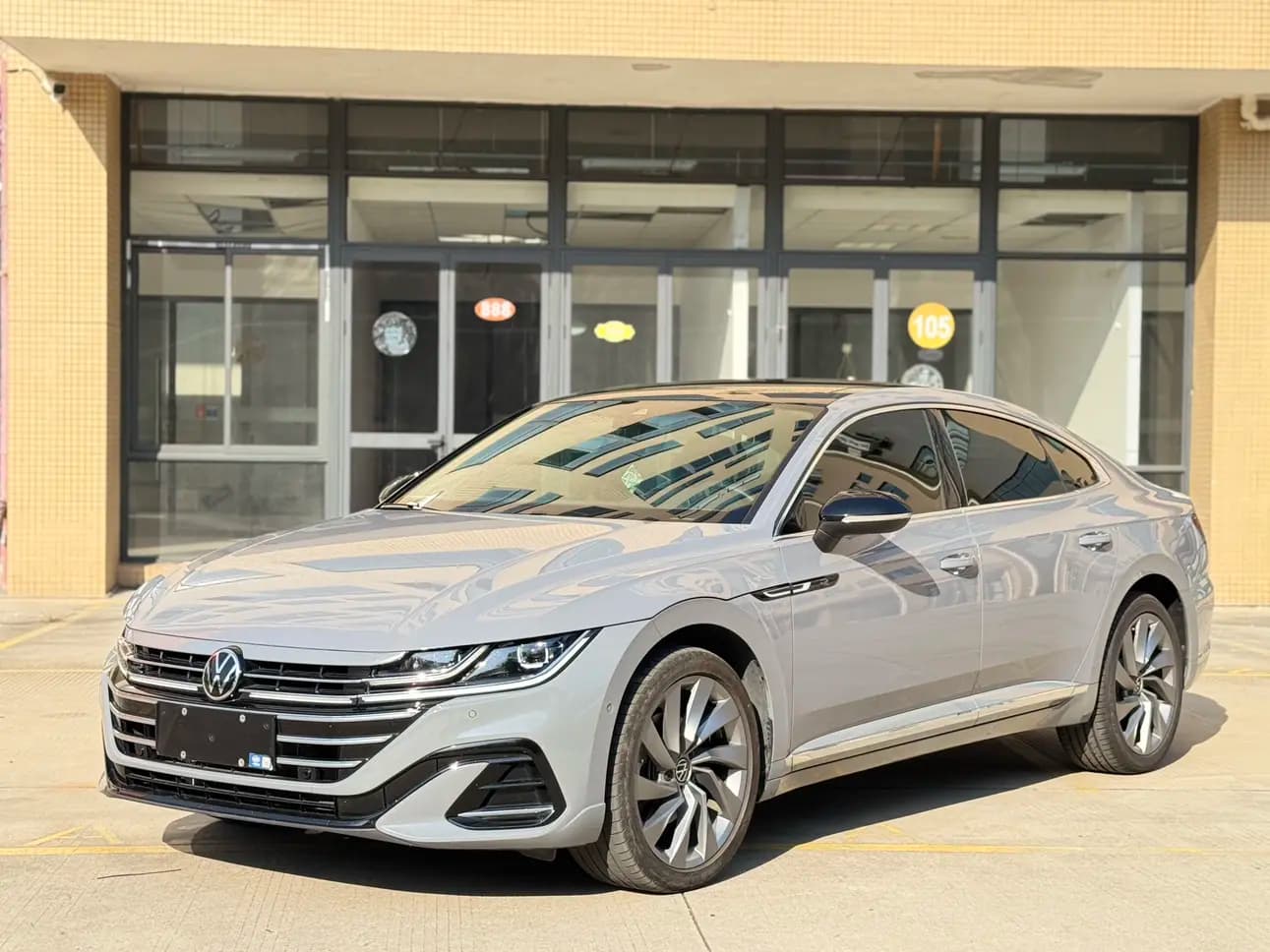 Volkswagen Arteon 2022 г. 23116 км.