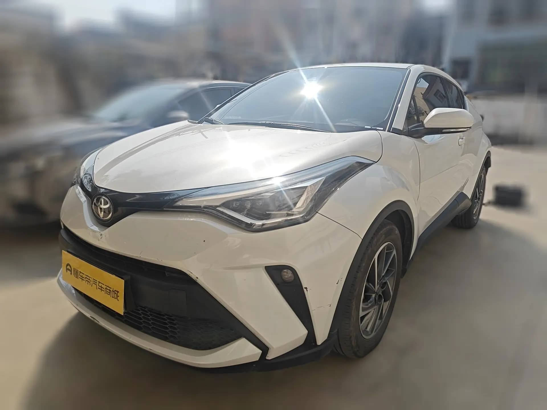 Toyota C-HR 2024 г. 39259 км.