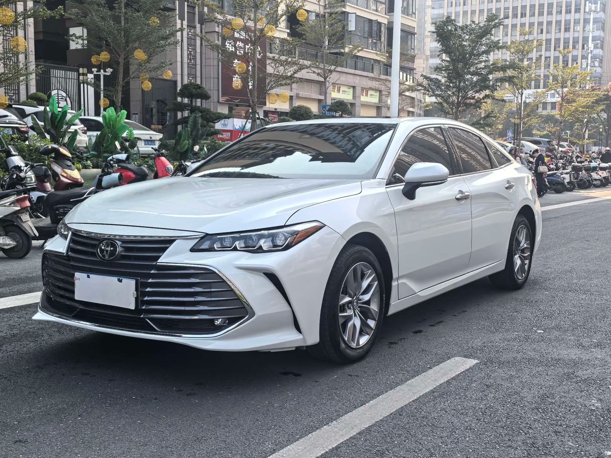 Toyota Avalon 2022 г. 62099 км.
