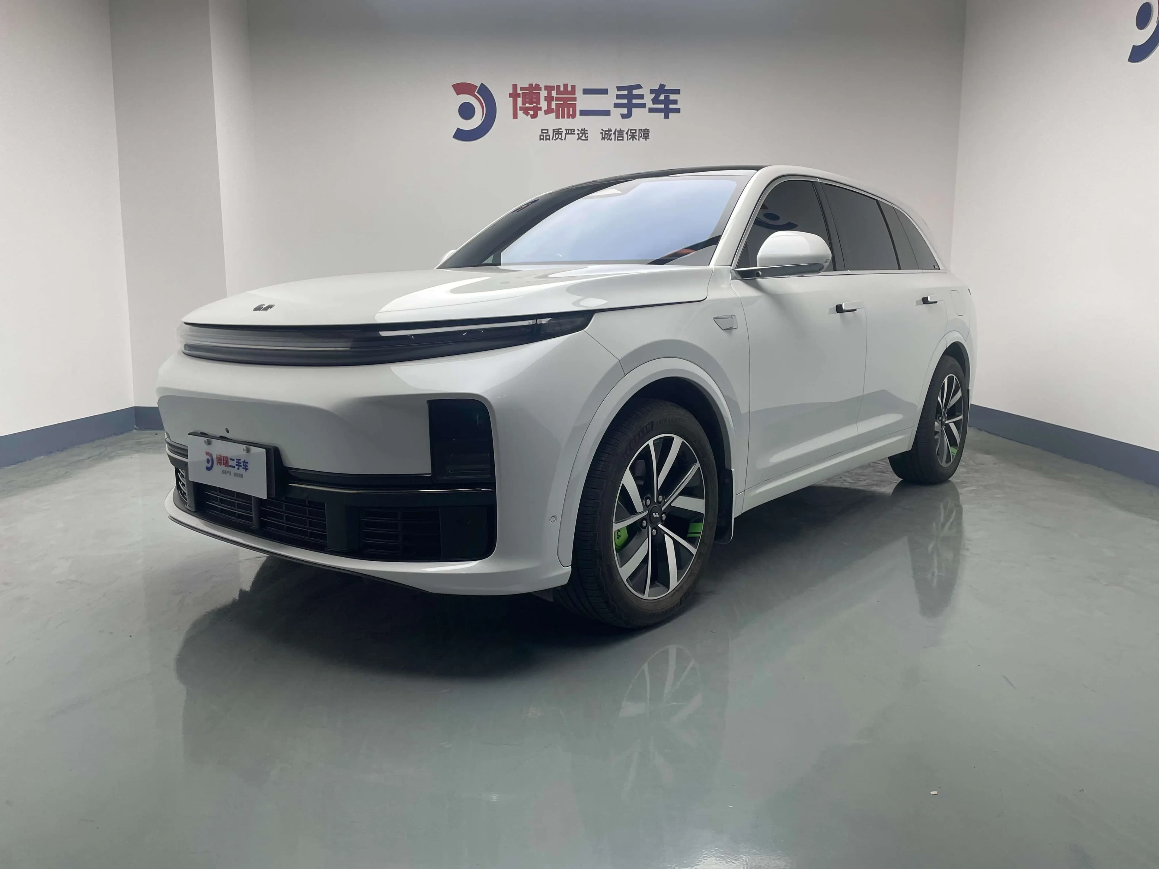 Lixiang L7 2023 г. 68137 км.