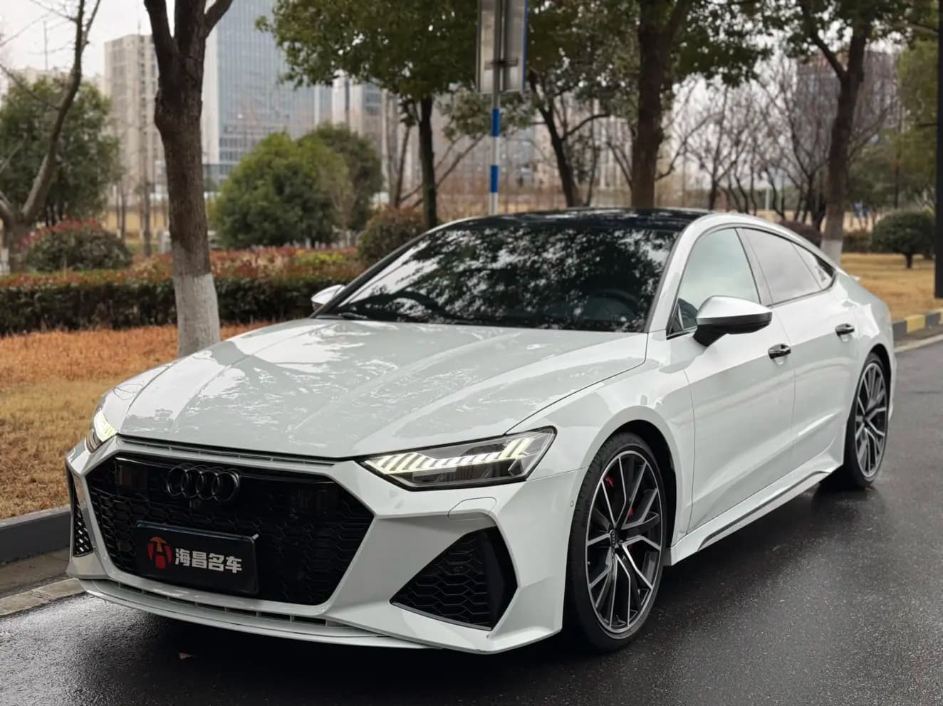 Audi A7 2023 г. 69082 км.