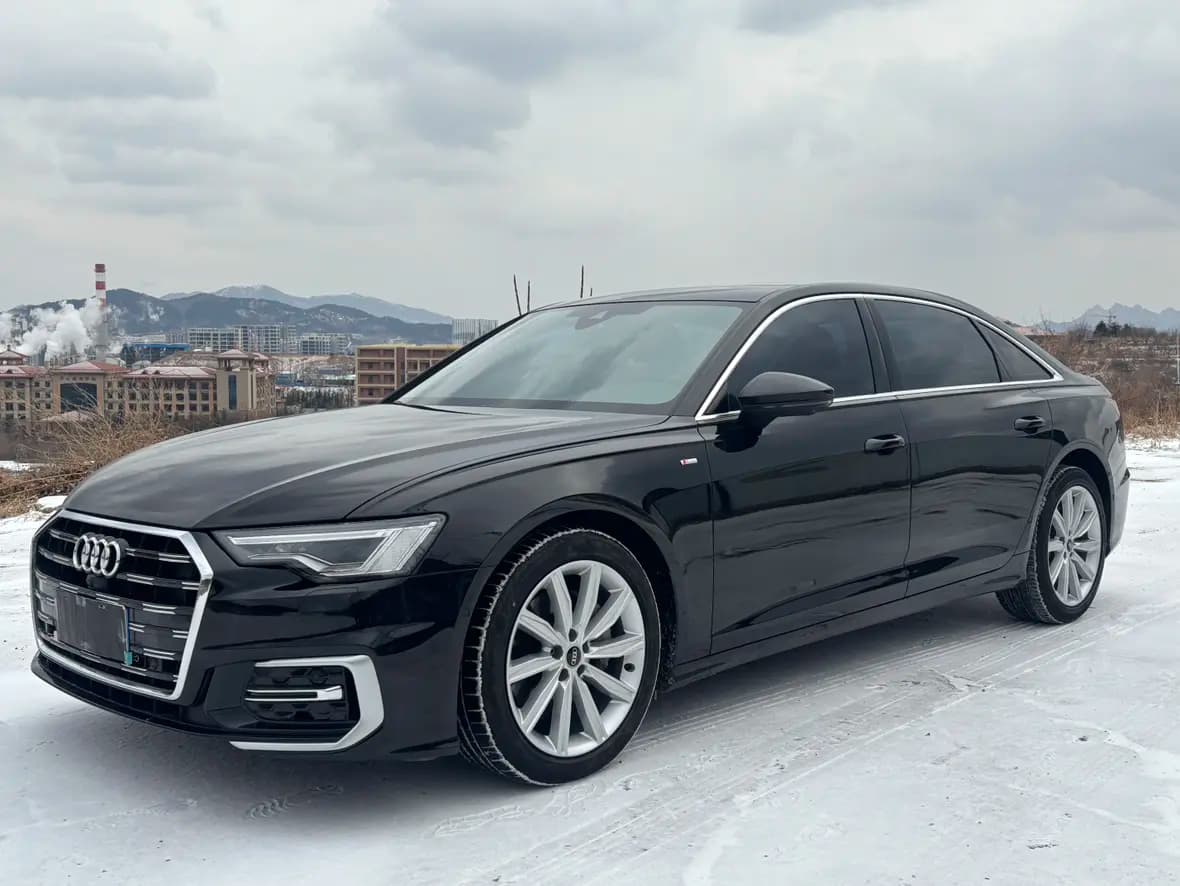 Audi A6L 2023 г. 41000 км.