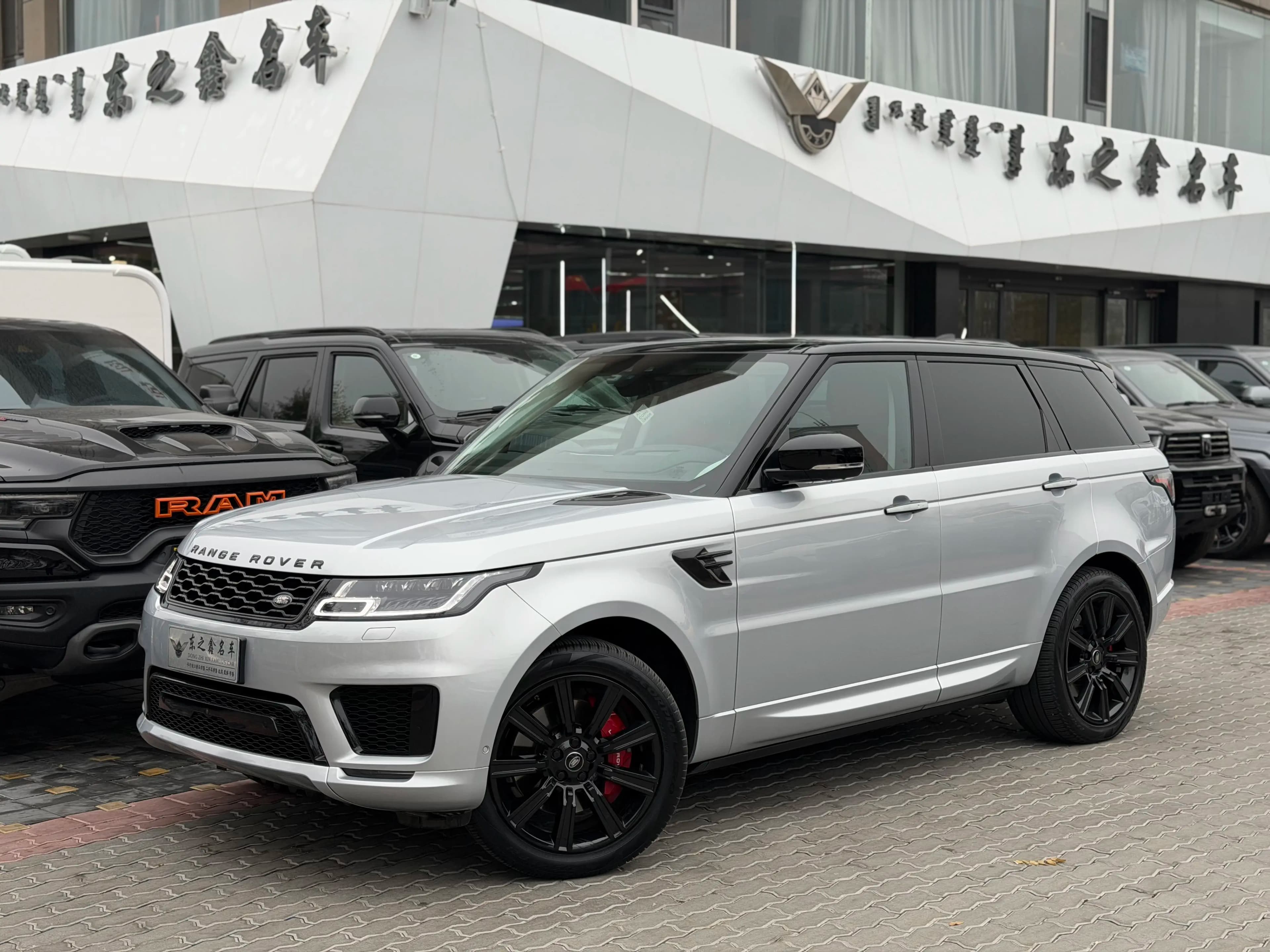 Land Rover Range Rover Sport 2021 г. 76000 км.