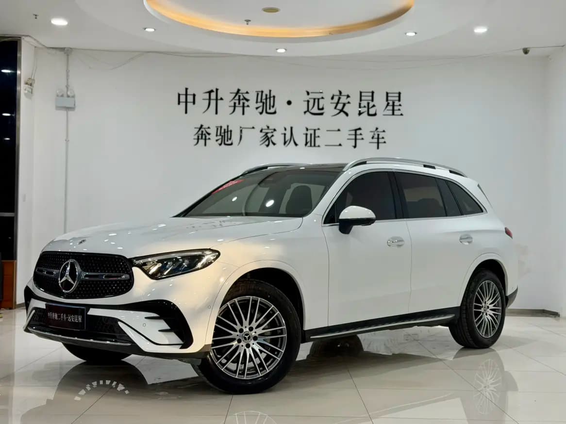 Mercedes-Benz GLC 2024 г. 29022 км.
